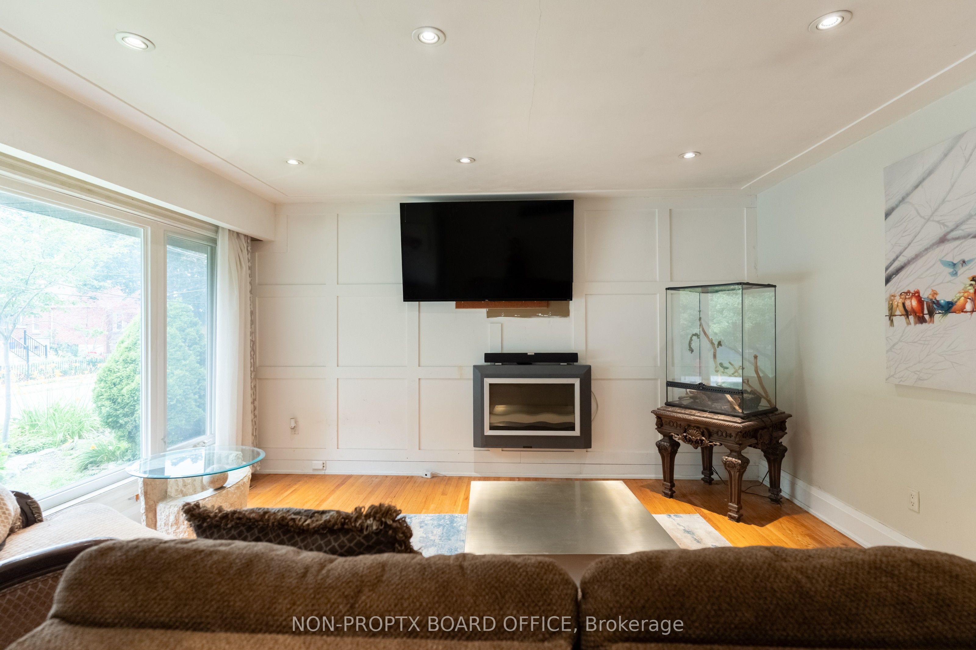 83 East 15th Street, Hamilton, ON L9A 4E8 photo 5