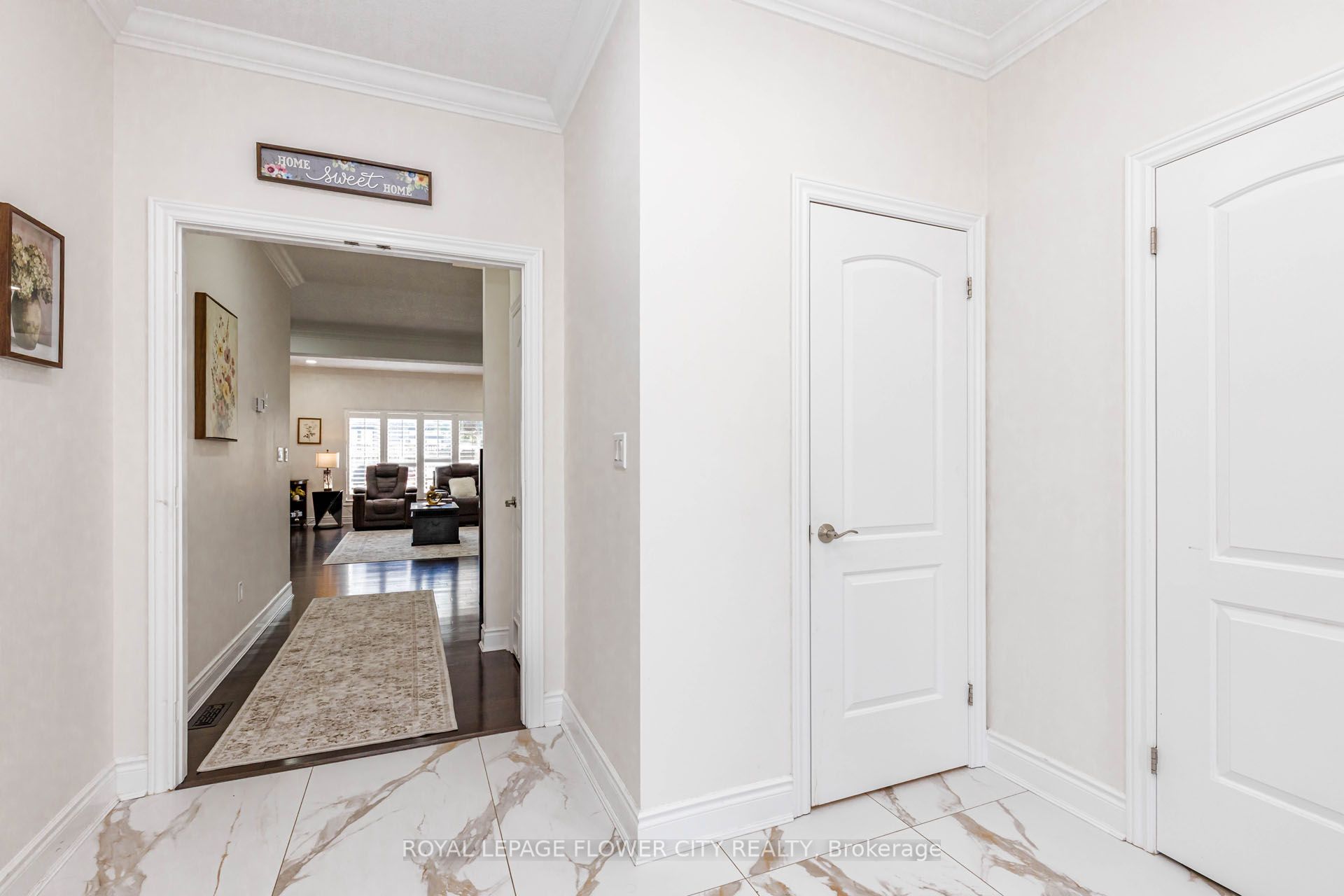 1937 Jubilee Crescent, London North, ON N6G 0H7 photo 4