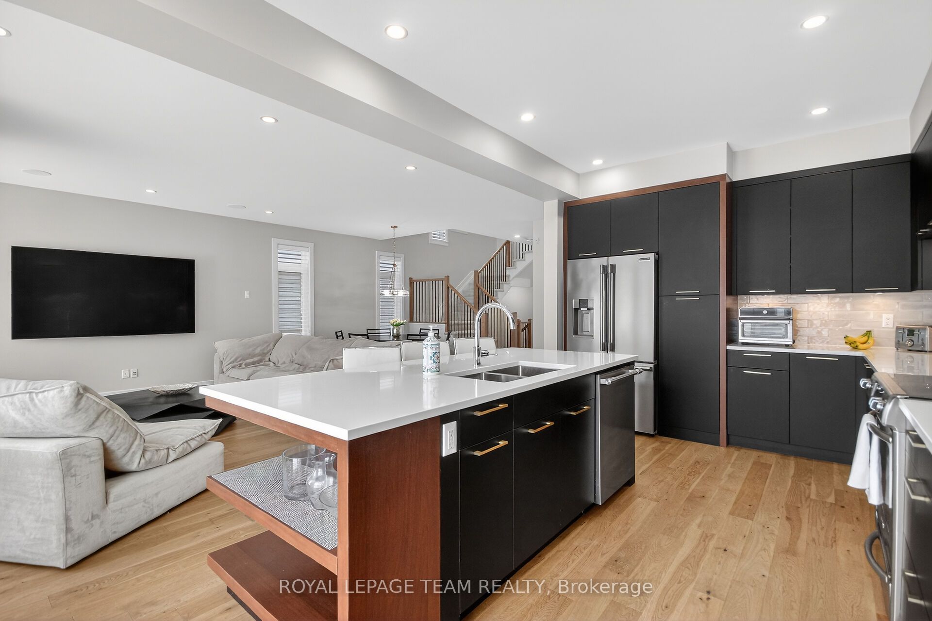 988 Beckton Heights, Stittsville - Munster - Richmond, ON K2S 2X6 photo 4