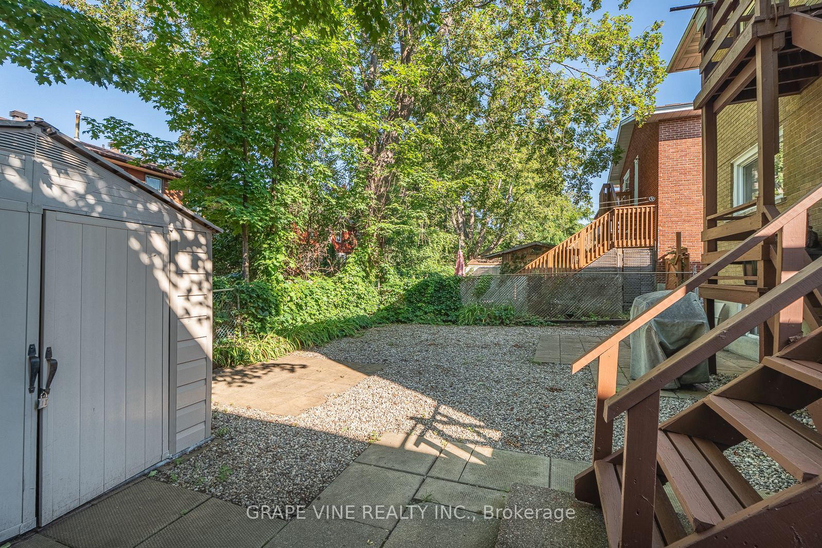 898 Watson Avenue, Britannia Heights - Queensway Terrace N and Area, ON K2B 6B9 photo 5
