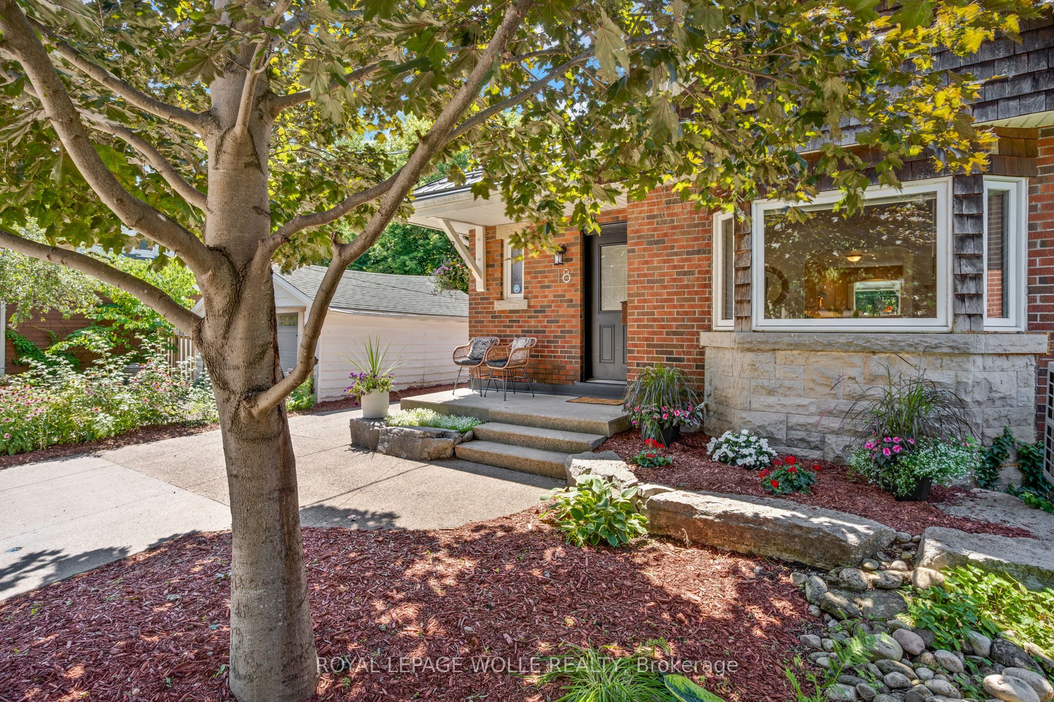18 West River Street, Brant, ON N3L 2T8 photo 3