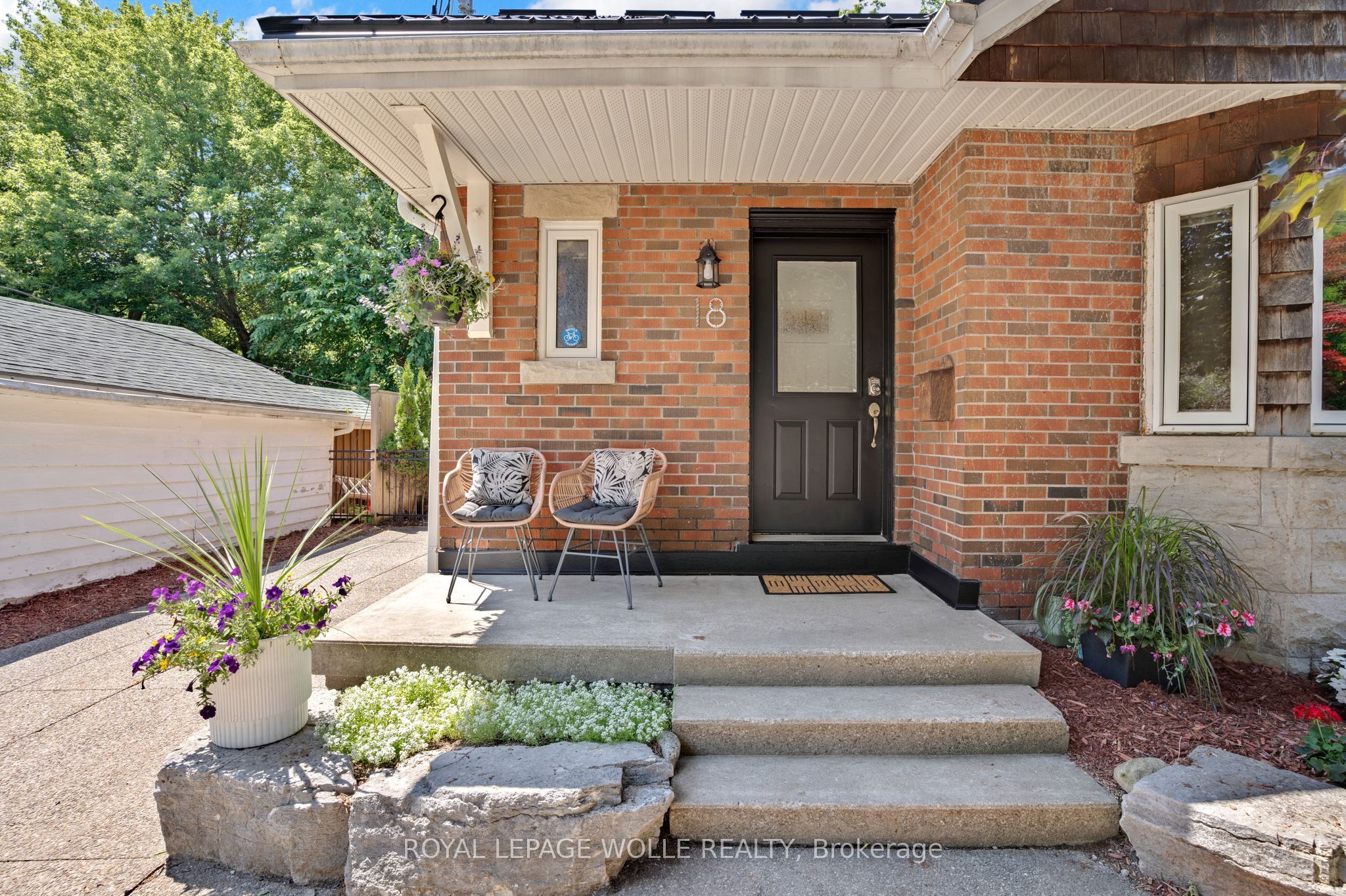 18 West River Street, Brant, ON N3L 2T8 photo 4