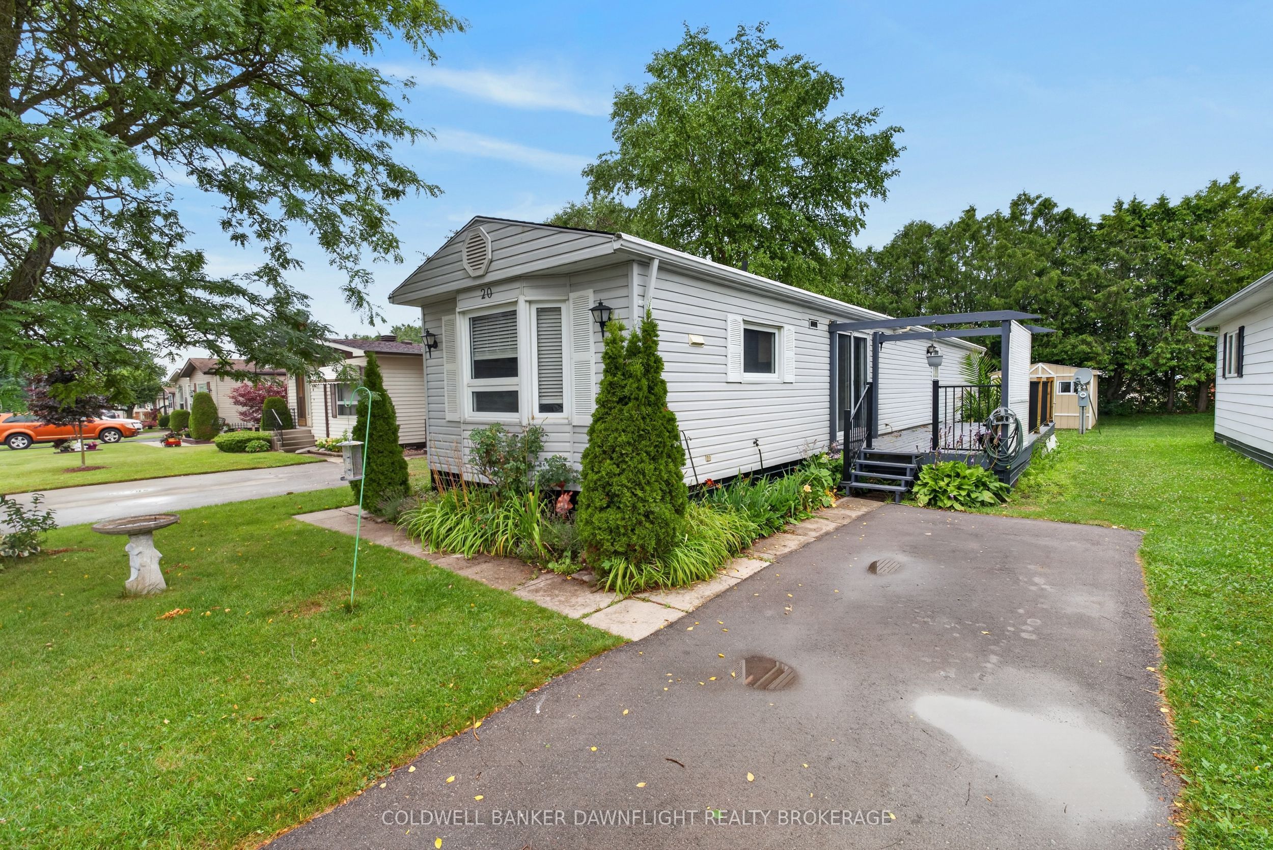 20 Redford Drive, South Huron, ON N0M 1S3