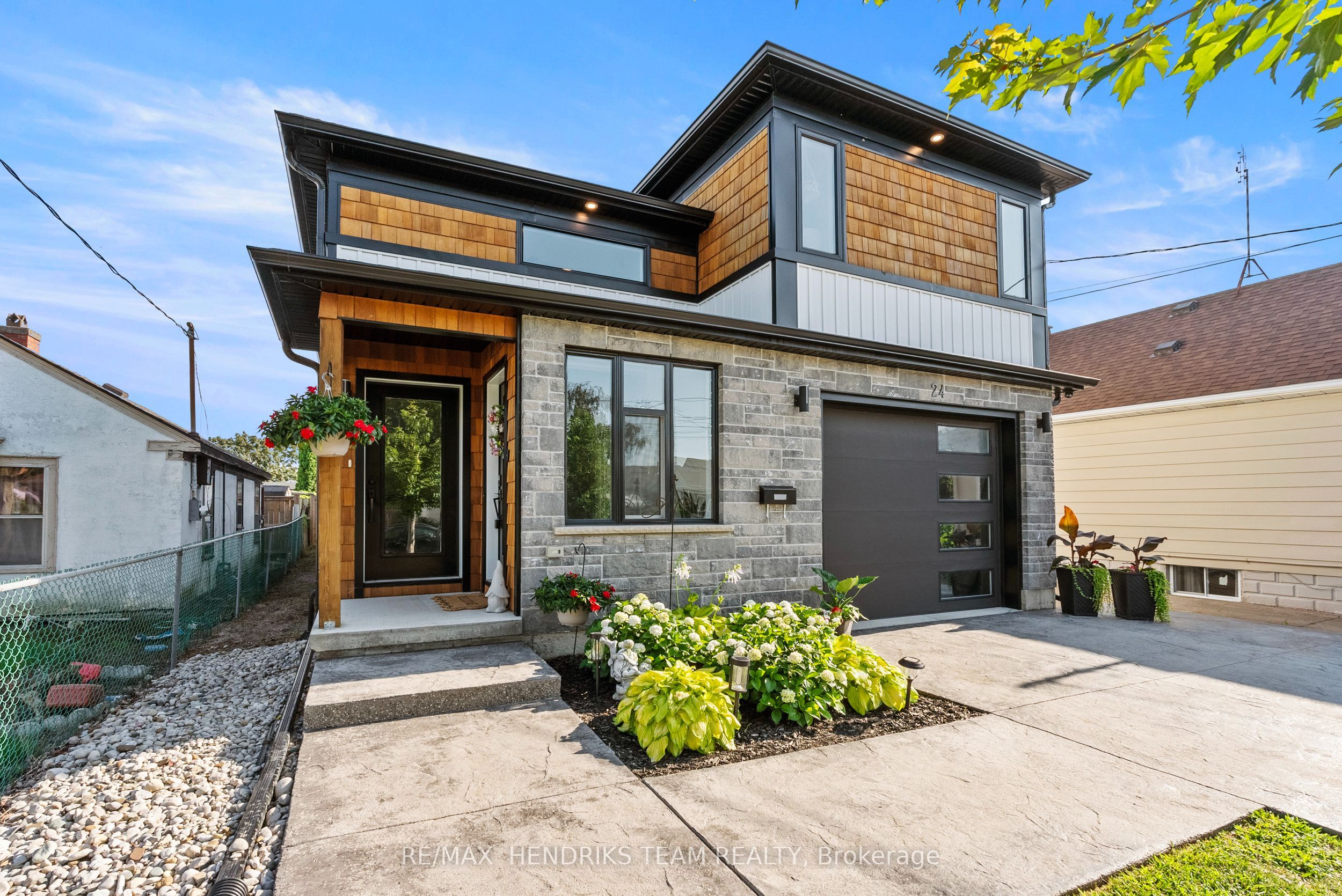 24 Prospect Avenue Avenue, St. Catharines, ON L2M 5K1 photo 2