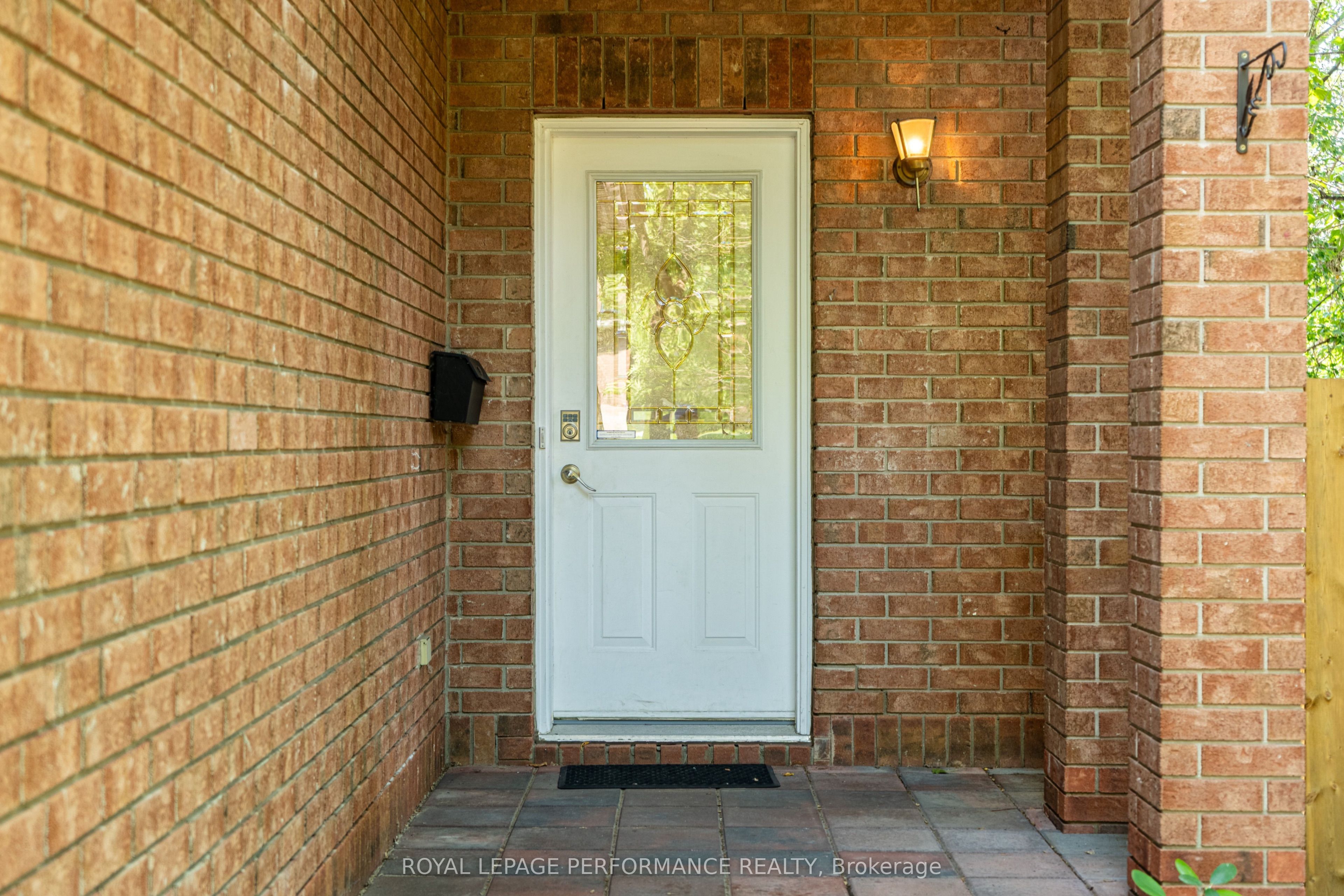 172 Carwood Circle, Overbrook - Castleheights and Area, ON K1K 4V6 photo 3