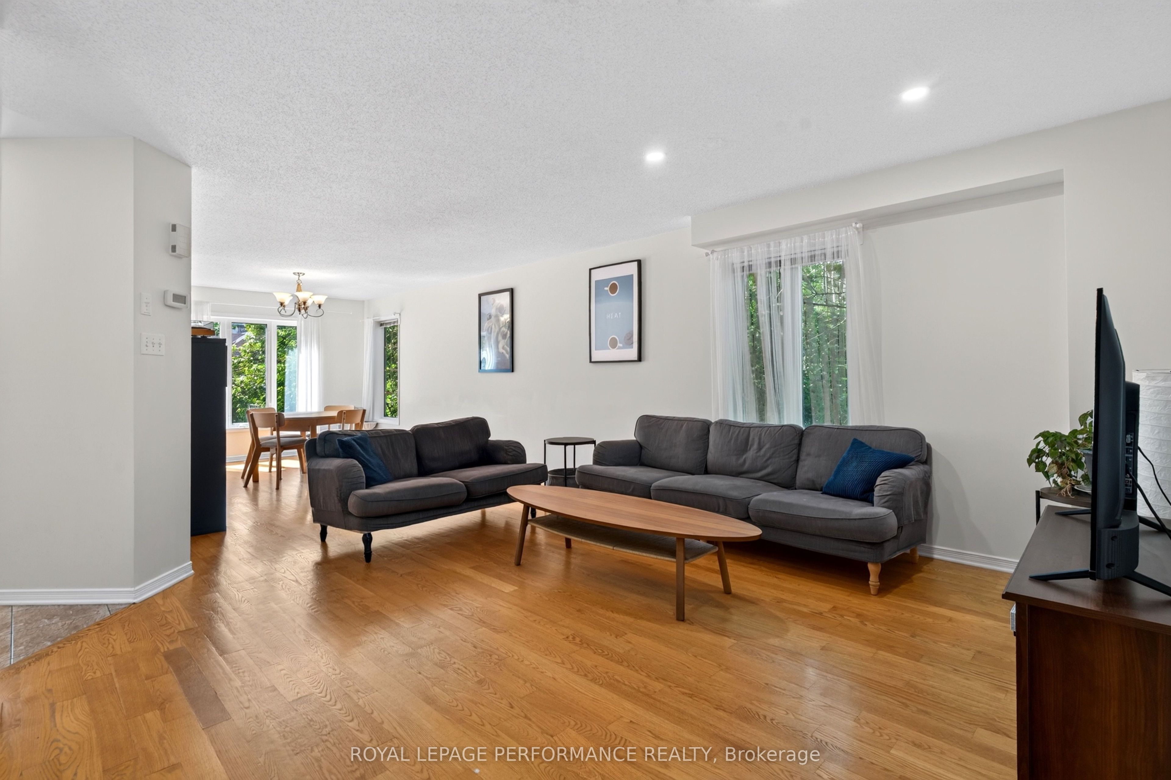 172 Carwood Circle, Overbrook - Castleheights and Area, ON K1K 4V6 photo 5