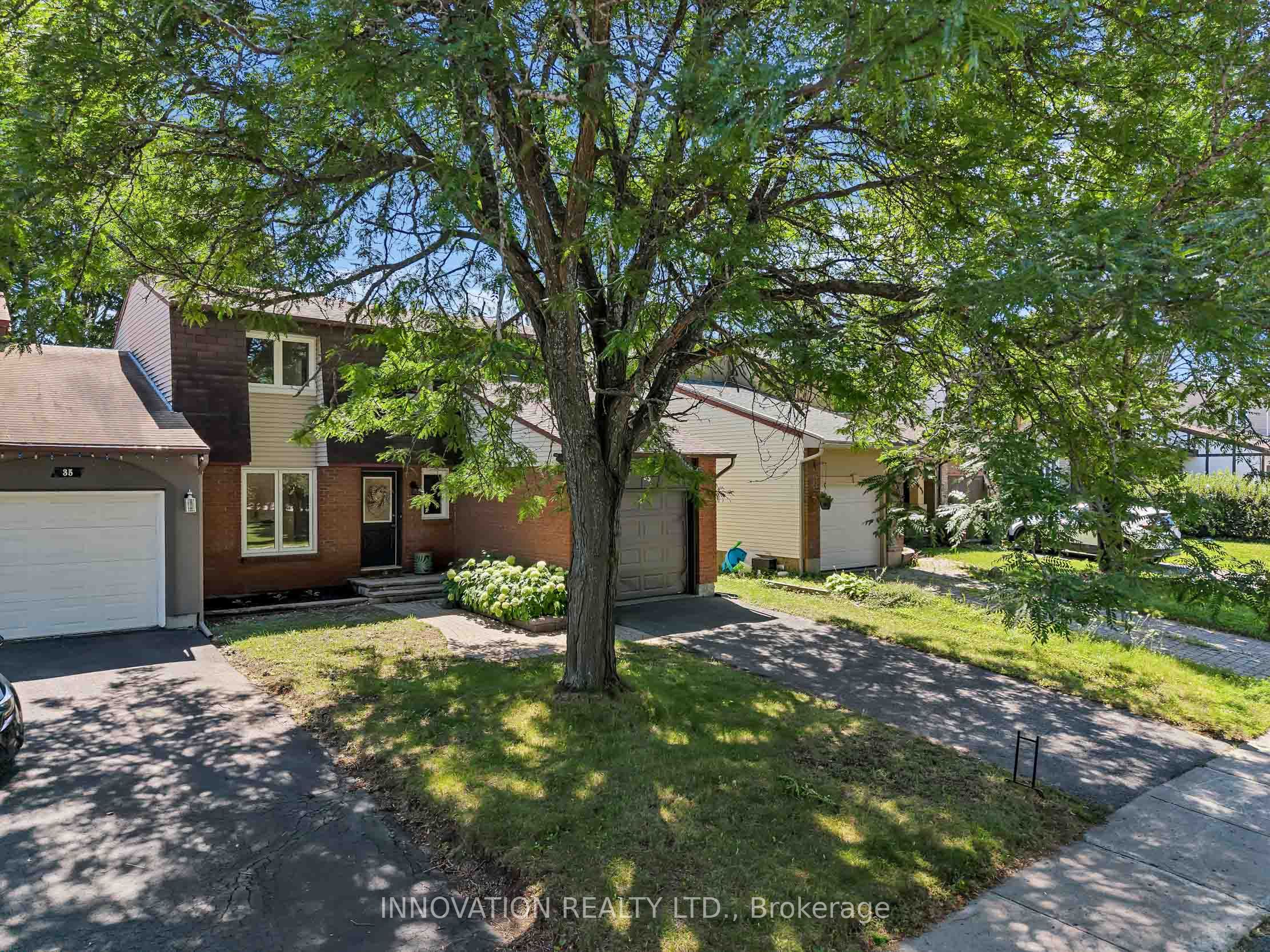 33 Exeter Drive, Barrhaven, ON K2J 1Z9 photo 2