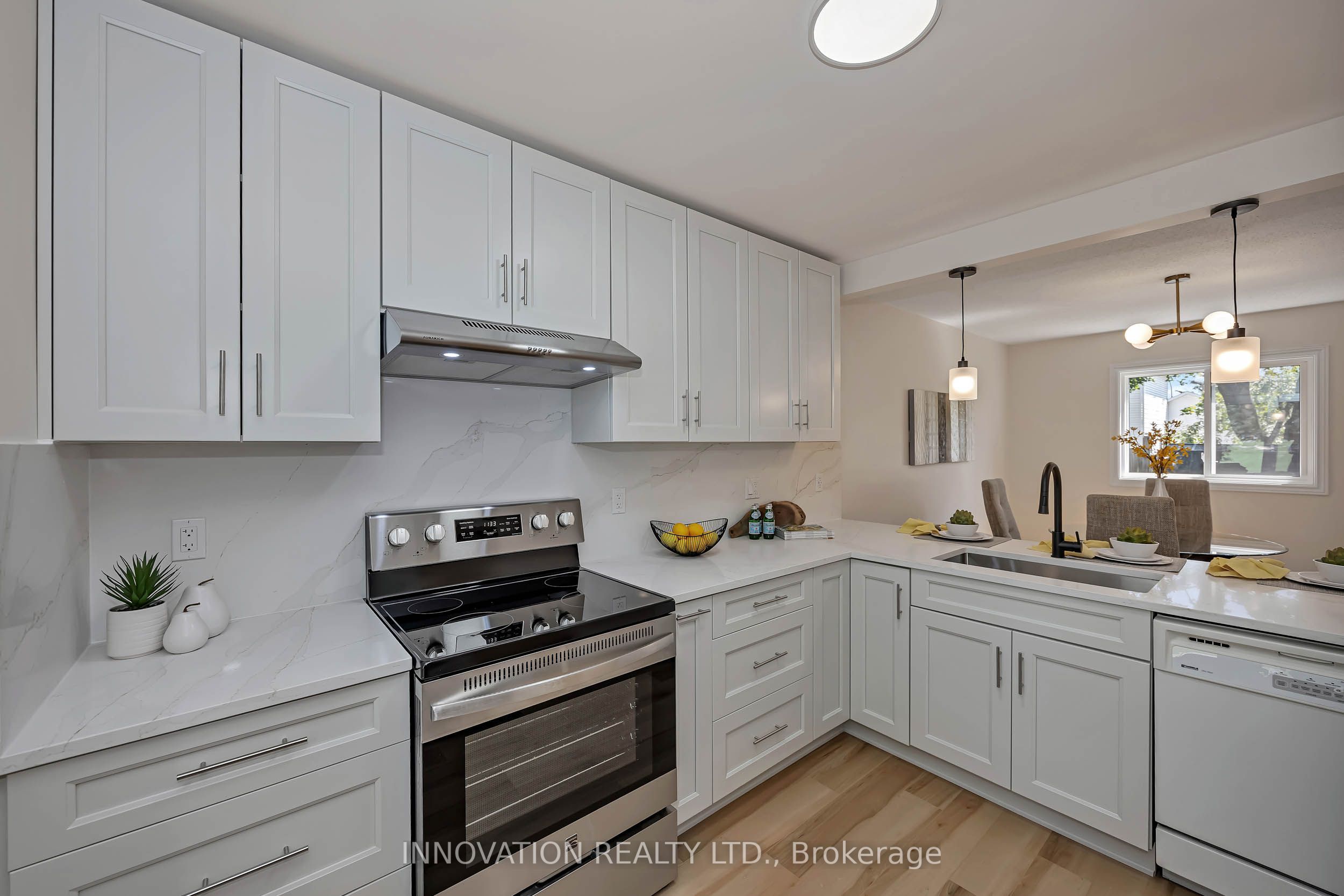 33 Exeter Drive, Barrhaven, ON K2J 1Z9 photo 5