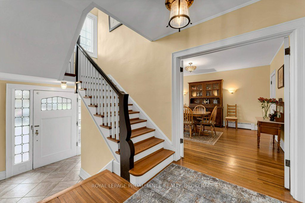 163 Pine Street, Gananoque, ON K7G 1C6 photo 5