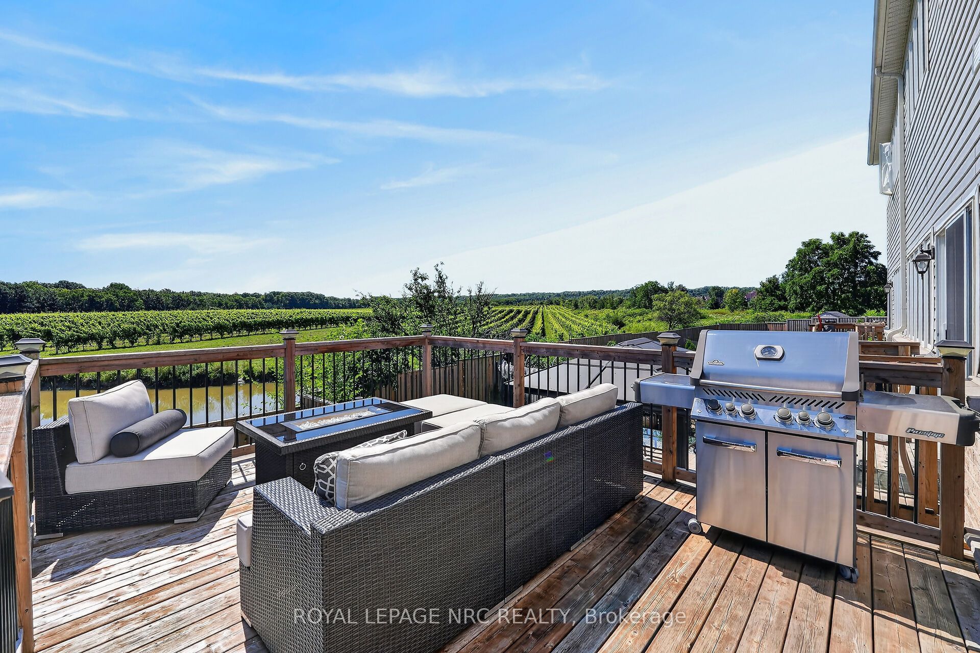 4173 Cherry Heights Boulevard, Lincoln, ON L3J 0R9 photo 3