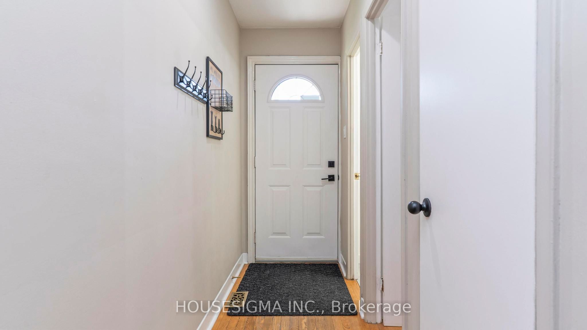 16 Arbour Glen Crescent, London East, ON N5Y 1Z9 photo 3