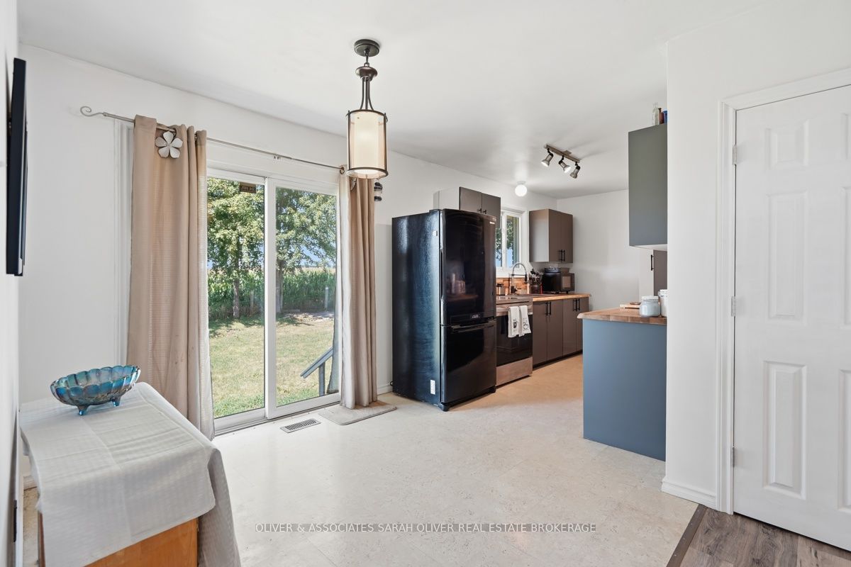 4159 Putnam Road, Thames Centre, ON N0L 1V0 photo 4