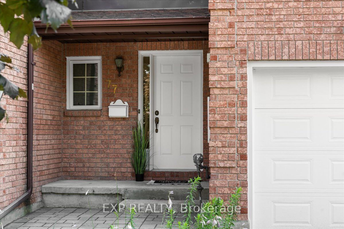 77 Waterton Crescent, Kanata, ON K2M 1Z2 photo 4