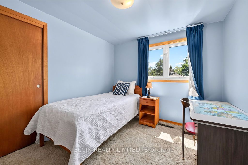 236 1/2 Erie Street, St. Thomas, ON N5R 2N9 photo 5