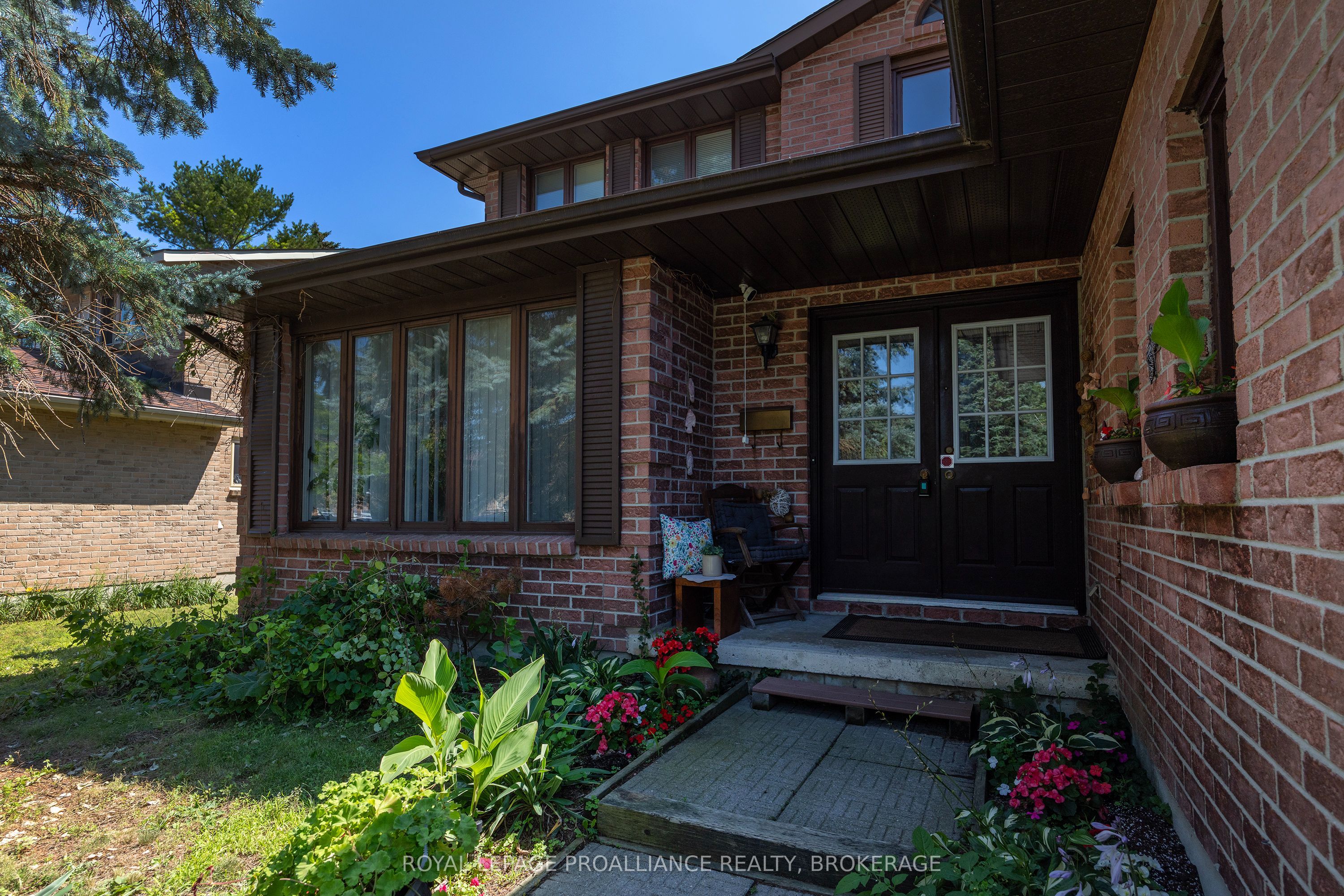 951 Newcastle Street, Kingston, ON K7P 2H5 photo 3
