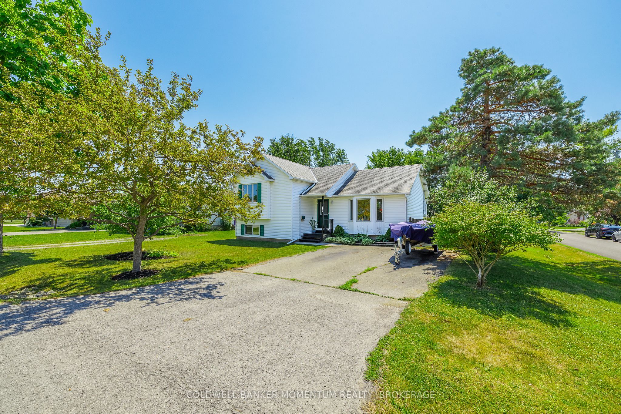 815 Dominion Road, Fort Erie, ON L2A 6H5 photo 4
