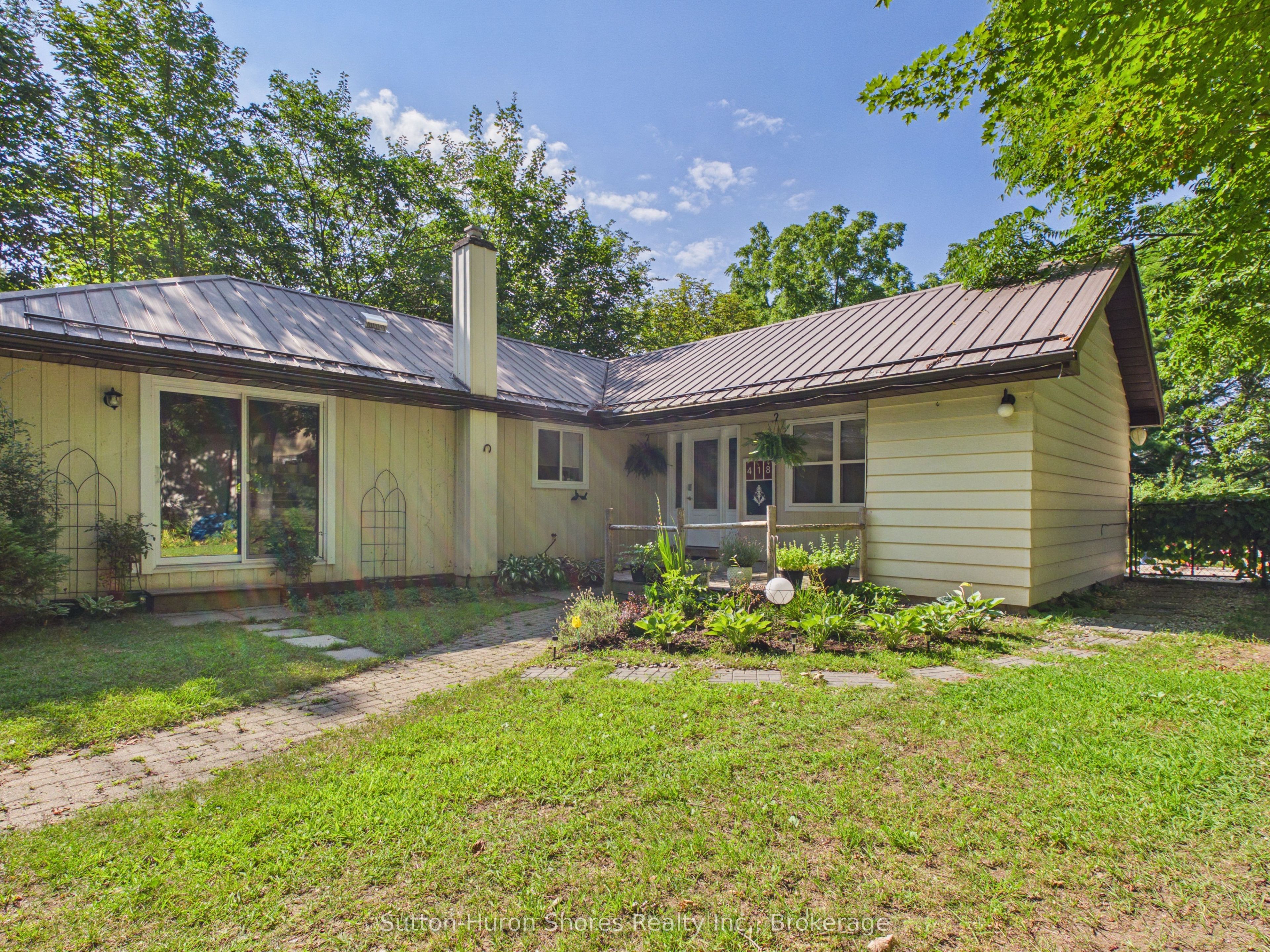 418 Elgin Street, Saugeen Shores, ON N0H 2C0