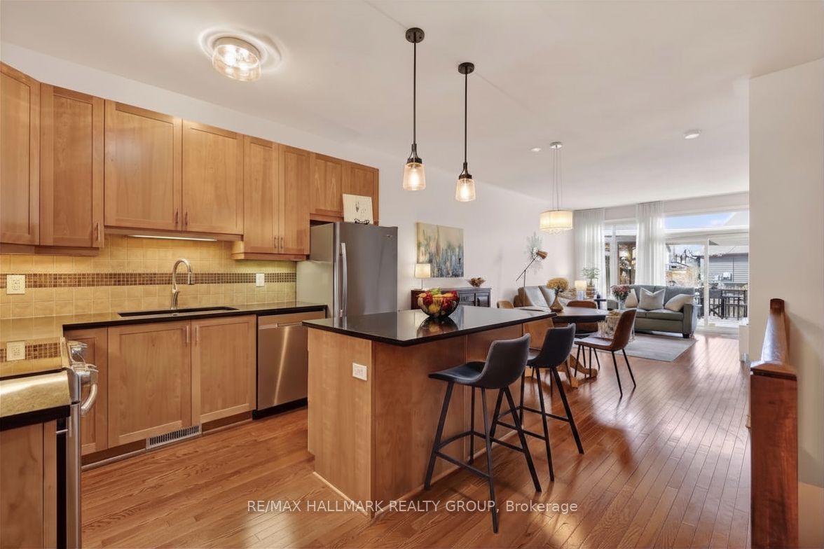 236 Bulrush Crescent, Blossom Park - Airport and Area, ON K1T 0E6 photo 5