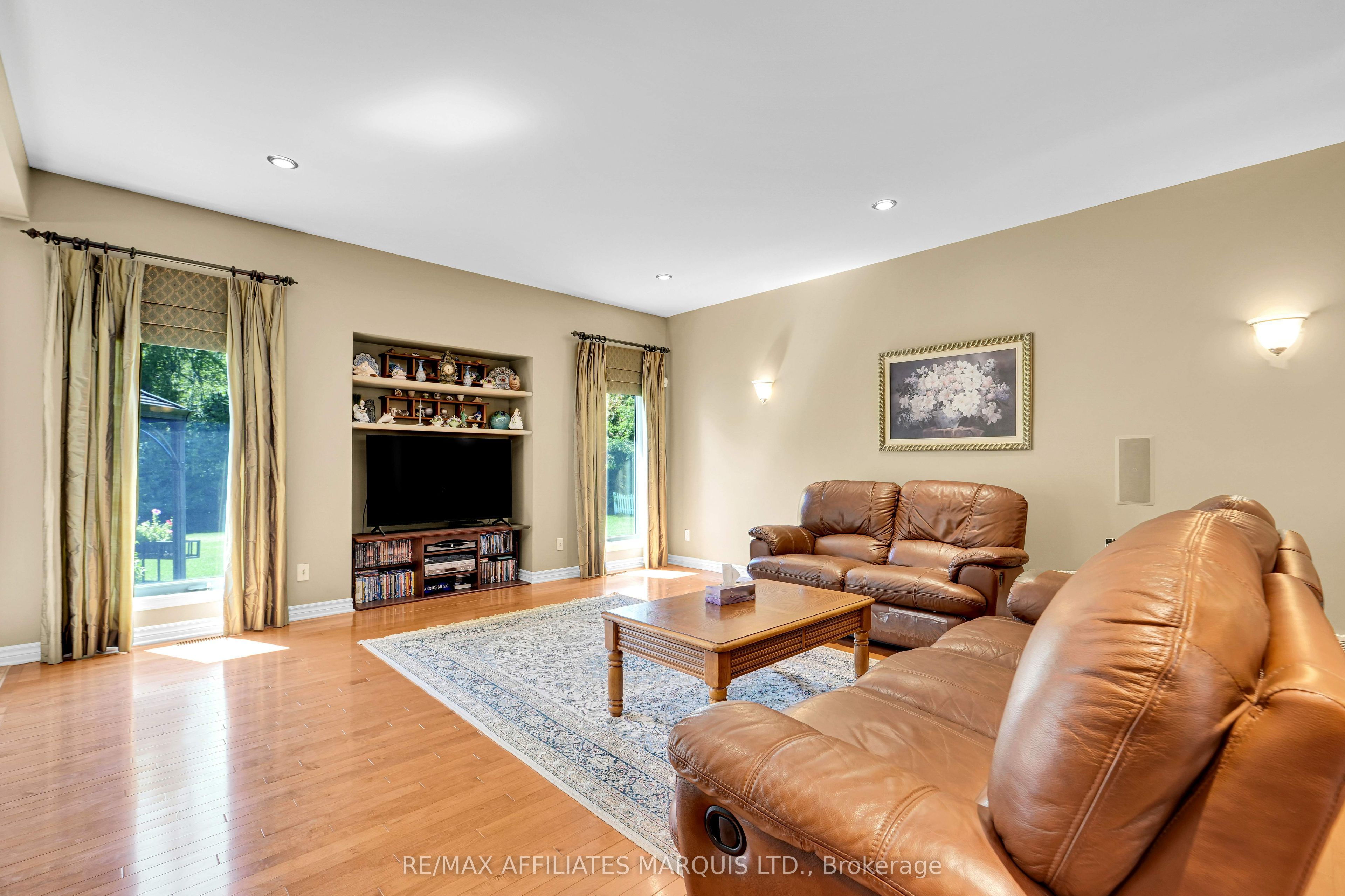 6662 Sutherland Avenue, South Glengarry, ON K6H 7J3 photo 5