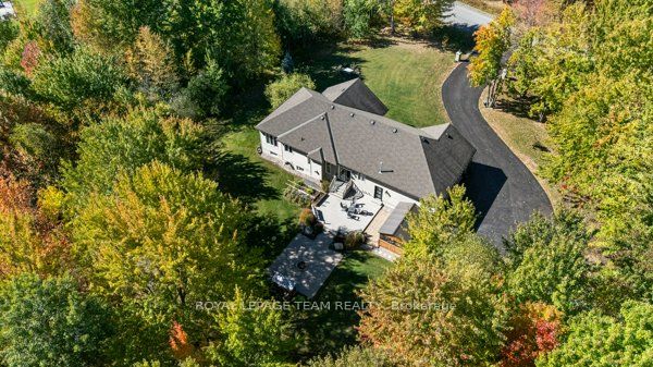 524 Osmond Daley Drive, Carp - Huntley Ward, ON K0A 1L0 photo 4