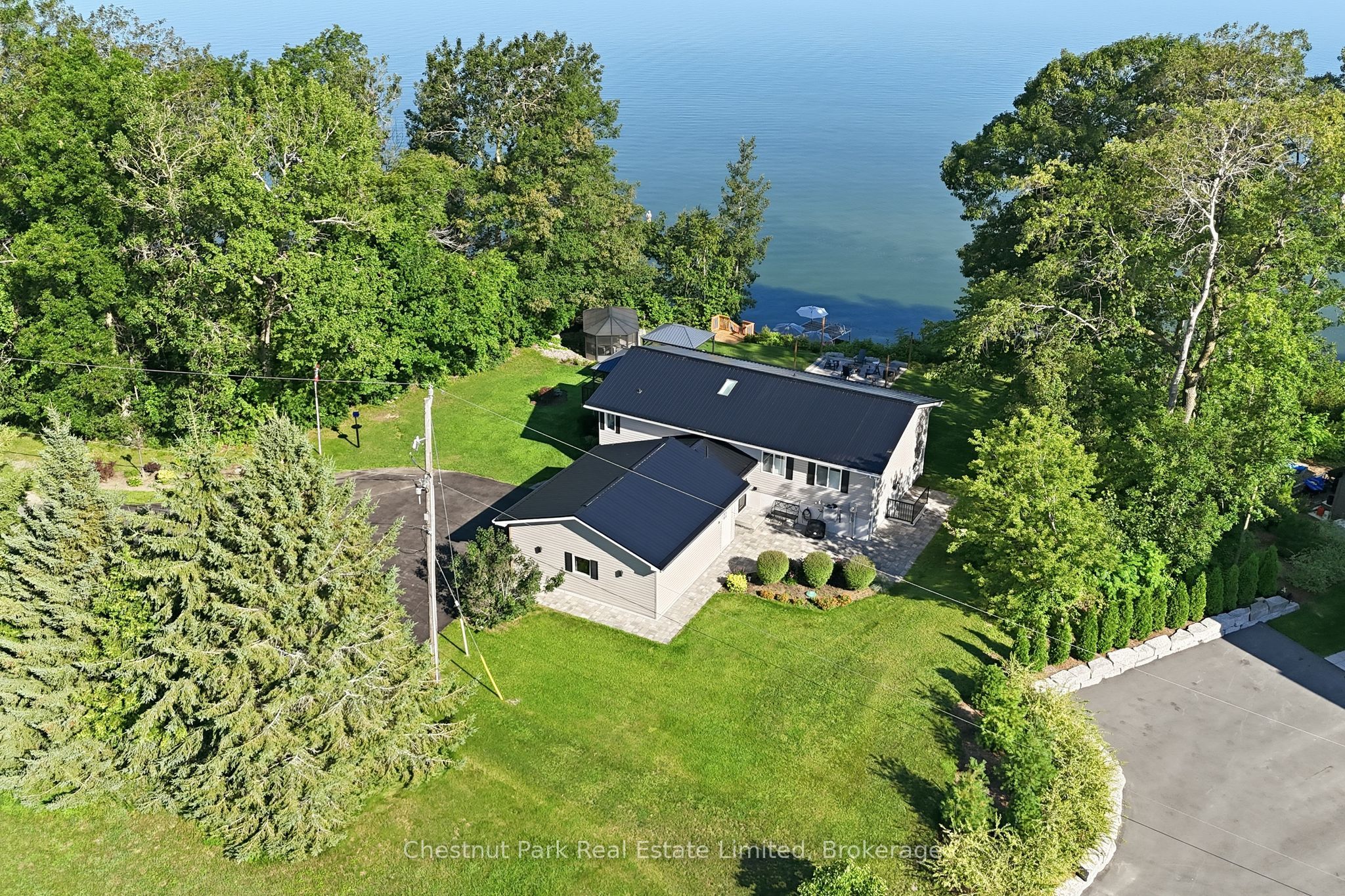 4 Trumble Lane, Prince Edward County, ON K0K 2T0