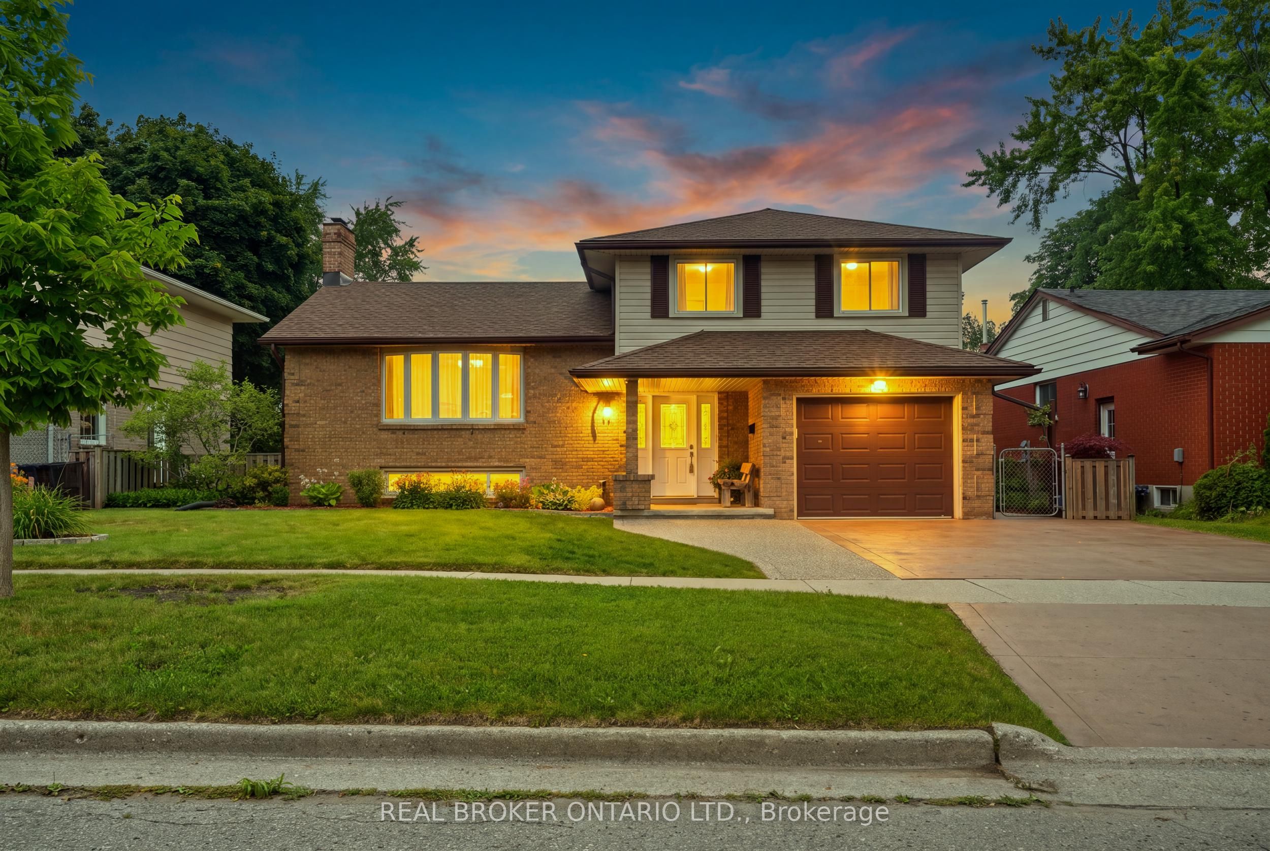 76 Lower Canada Crescent, Kitchener, ON N2P 1E8