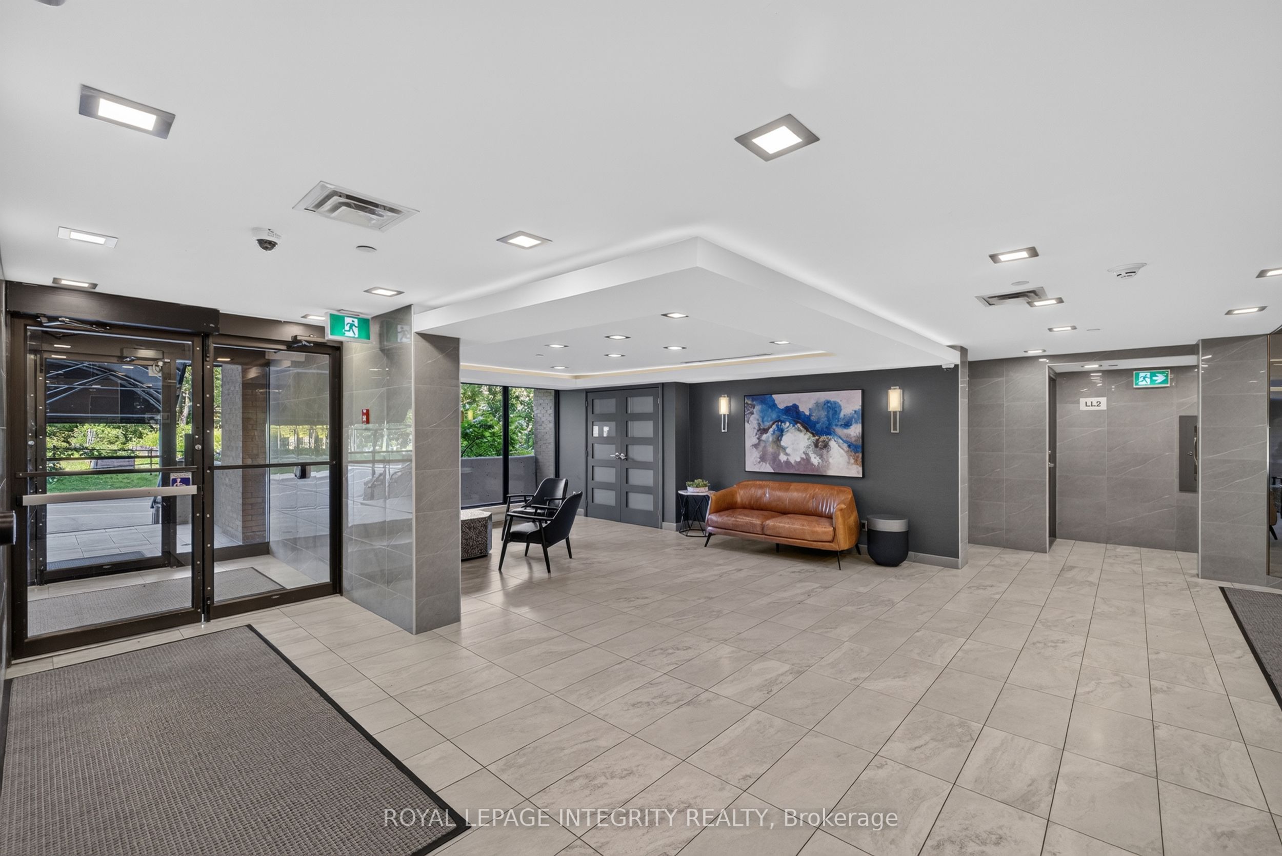 556 Laurier Avenue SW 1606, Ottawa Centre, ON K1R 7X2 photo 2