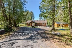 12 Cherry Lane, East Ferris, ON P0H 1K0