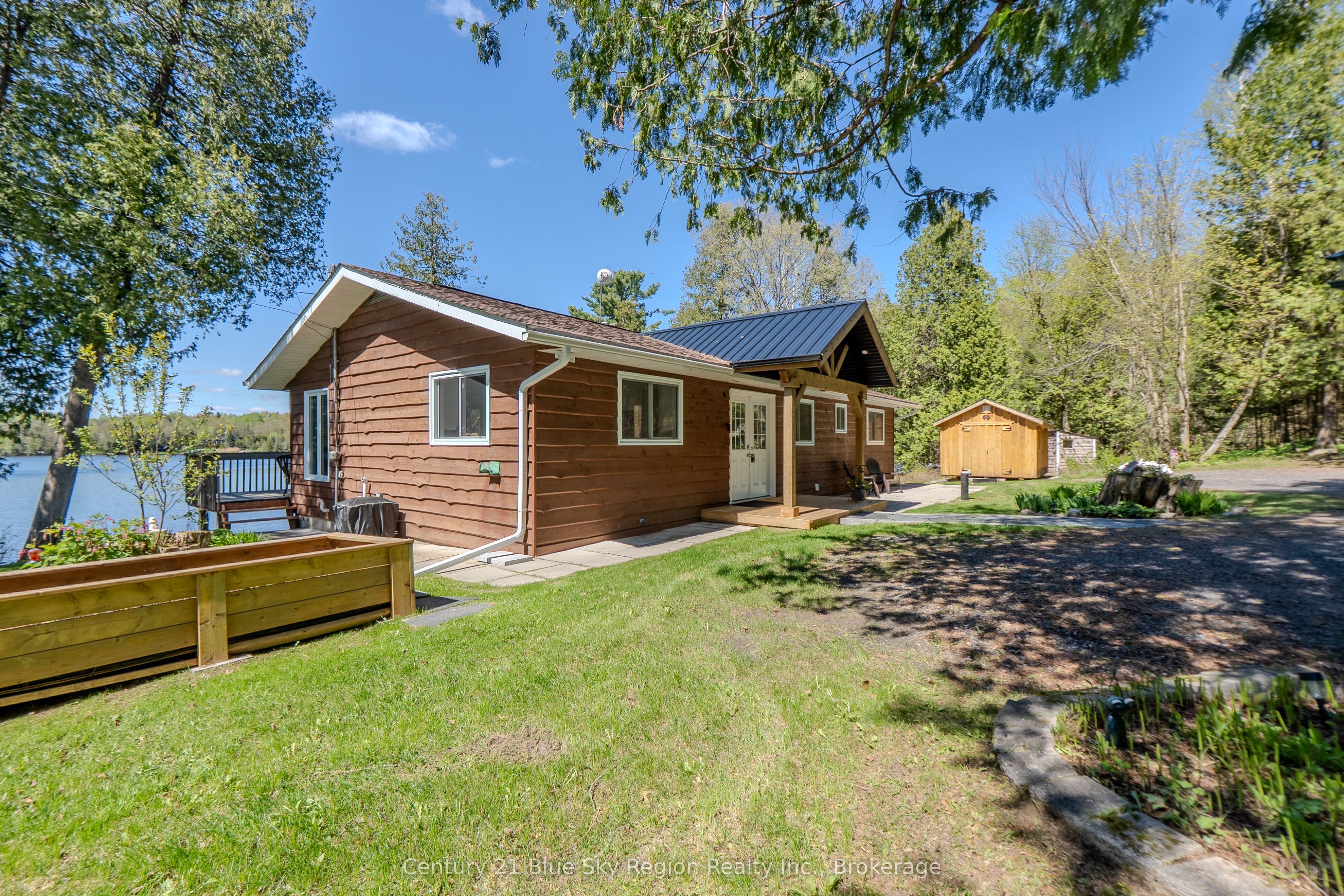 12 Cherry Lane, East Ferris, ON P0H 1K0 photo 2