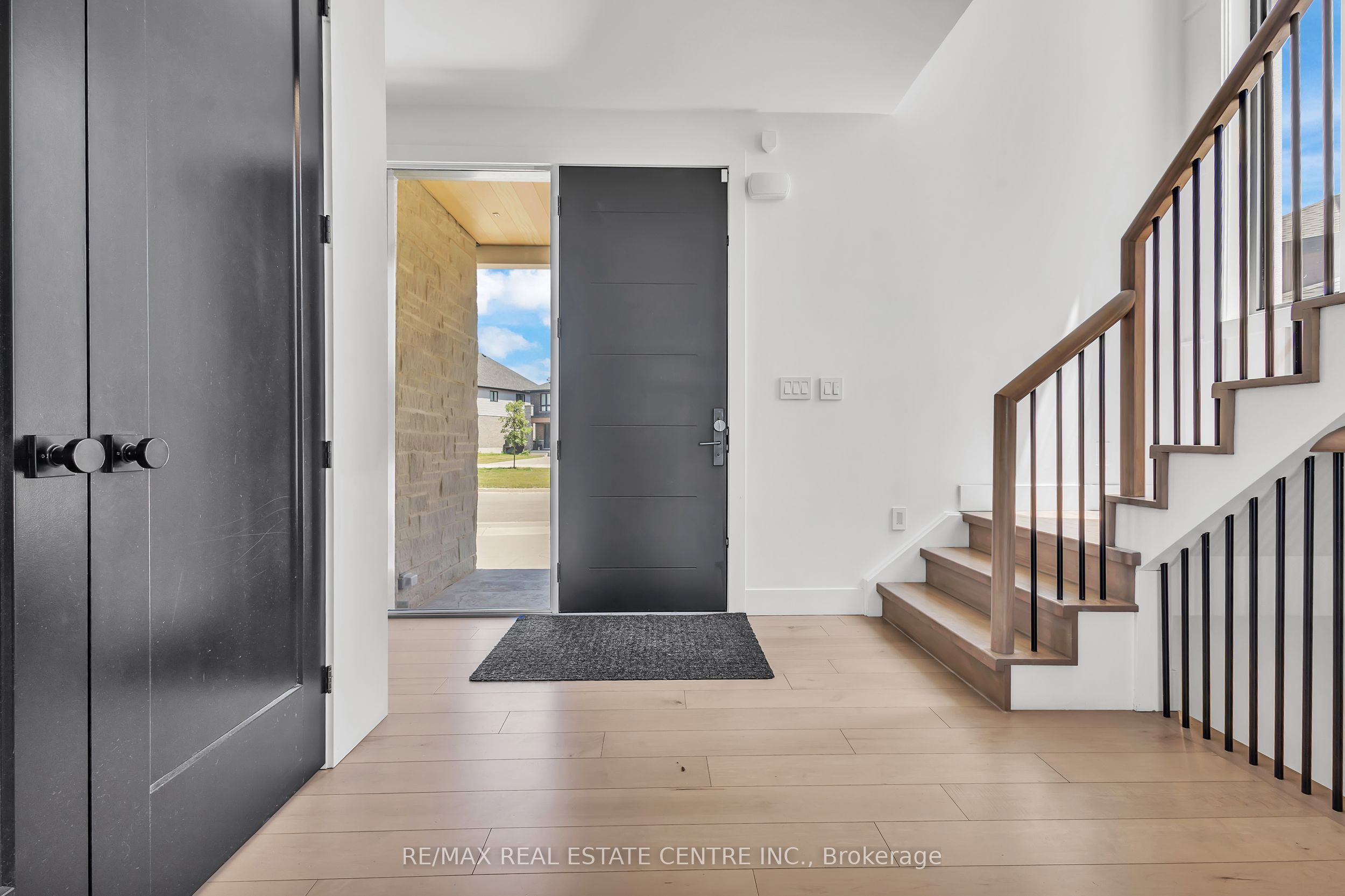 920 Thomas Pedder Court, Kitchener, ON N2P 0C2 photo 5