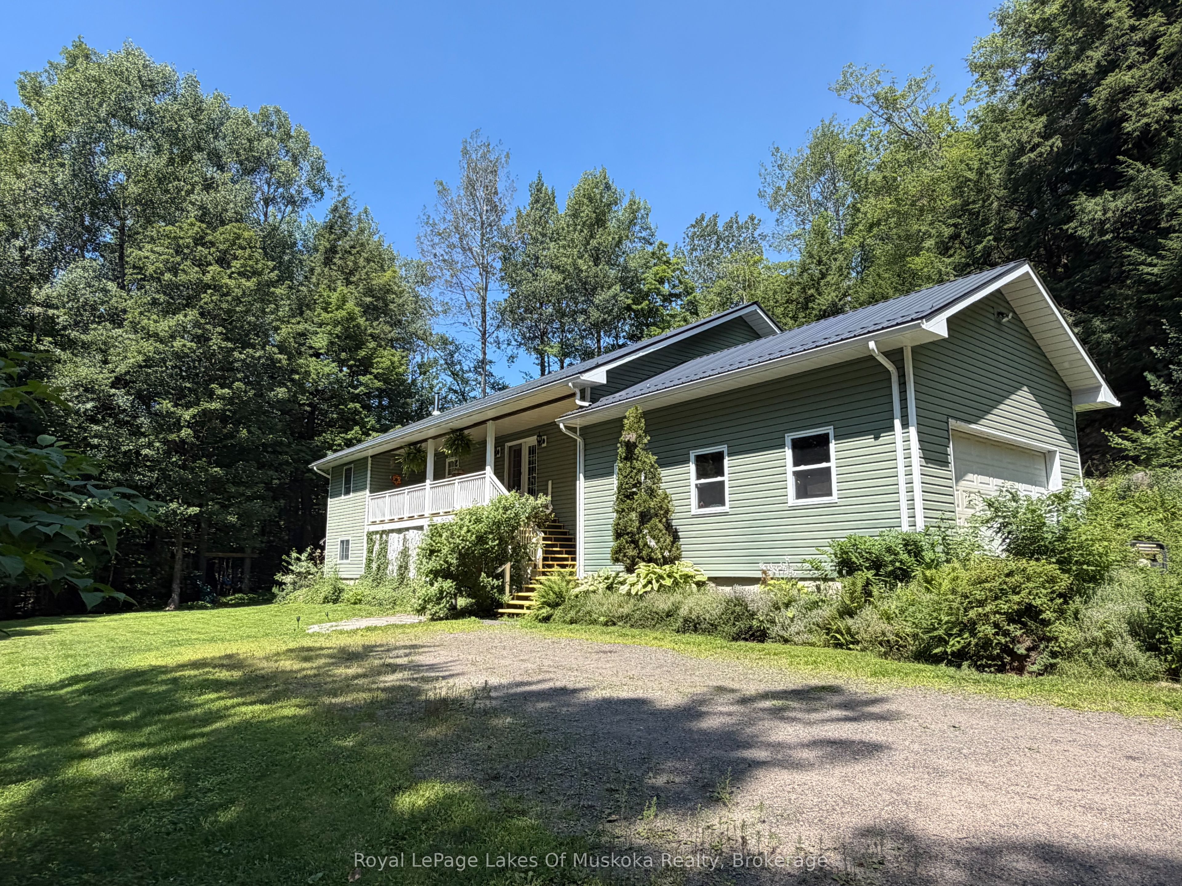 1185 Miriam Drive, Bracebridge, ON P1L 1X1 photo 2