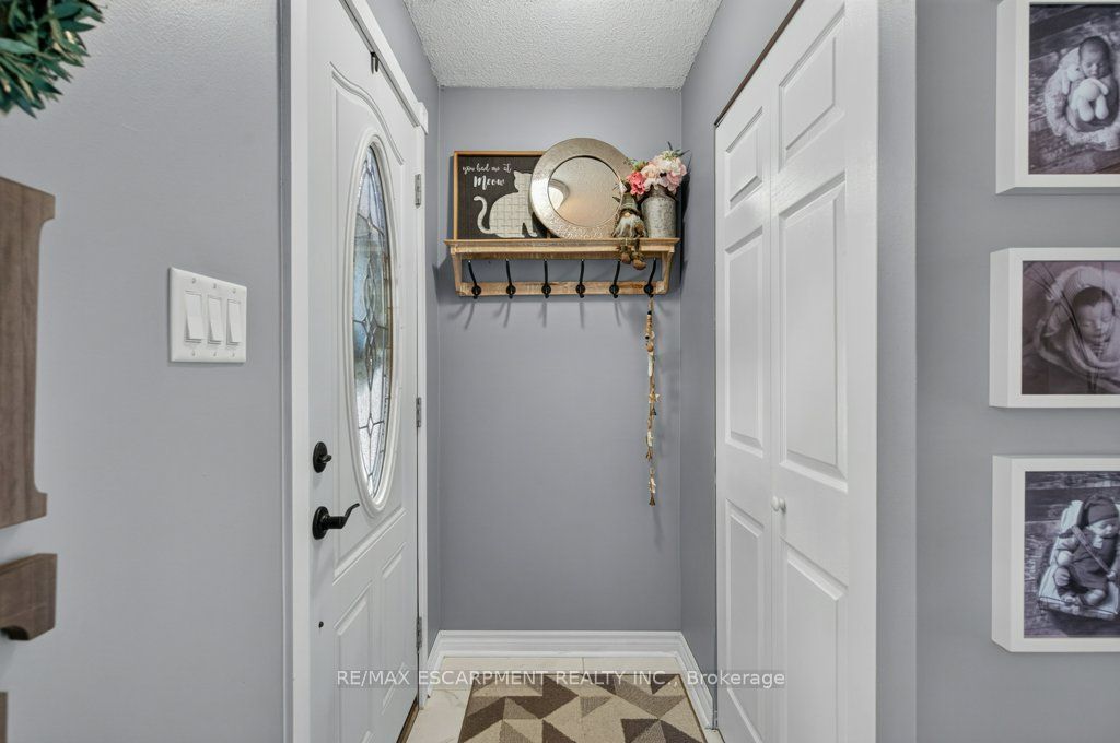 60 ELFORD Crescent, Hamilton, ON L8K 5K9 photo 5