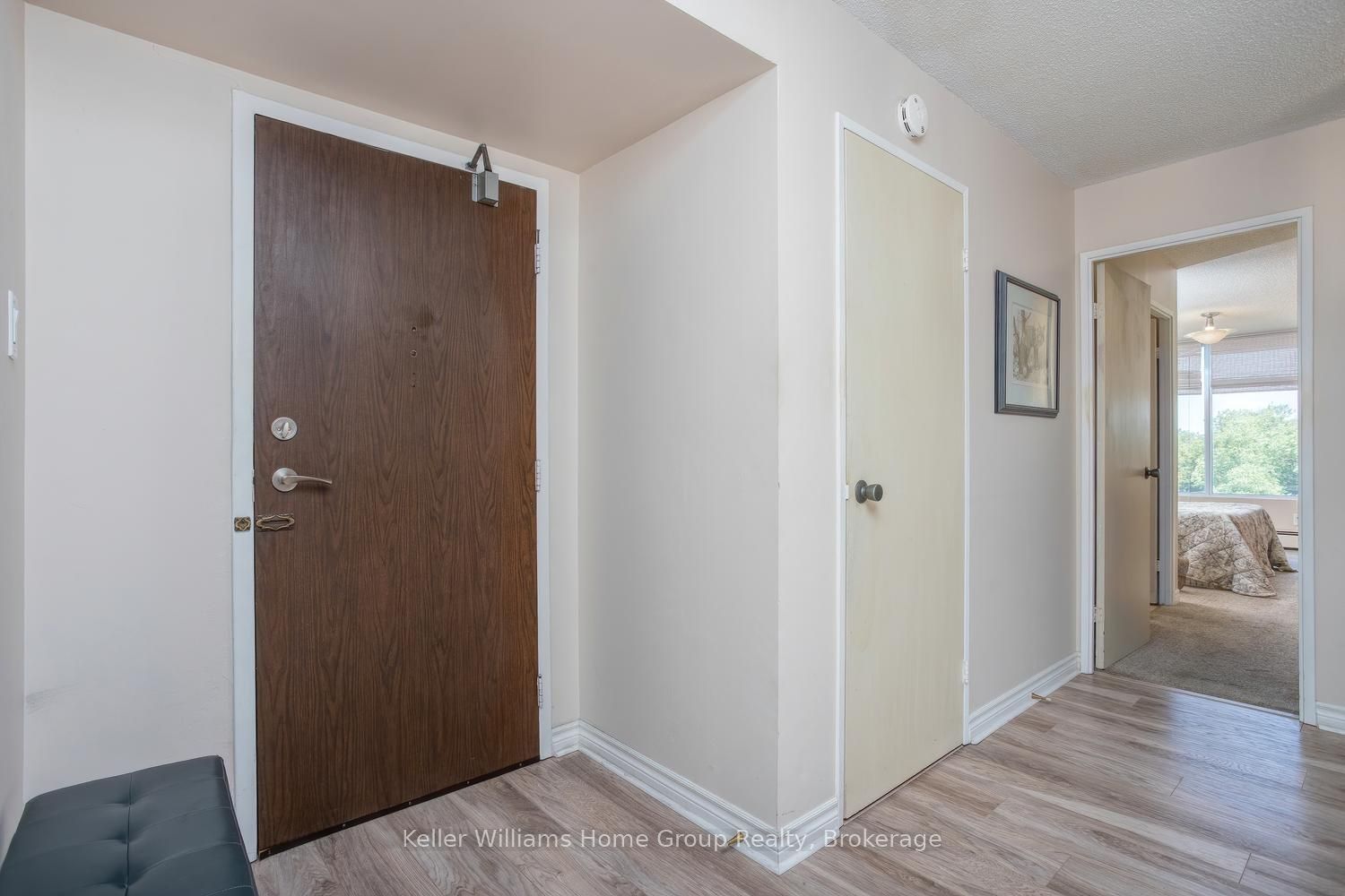 23 Woodlawn Road E 505, Guelph, ON N1H 7G6 photo 3