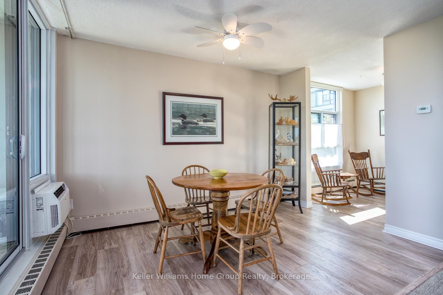 23 Woodlawn Road E 505, Guelph, ON N1H 7G6 photo 5