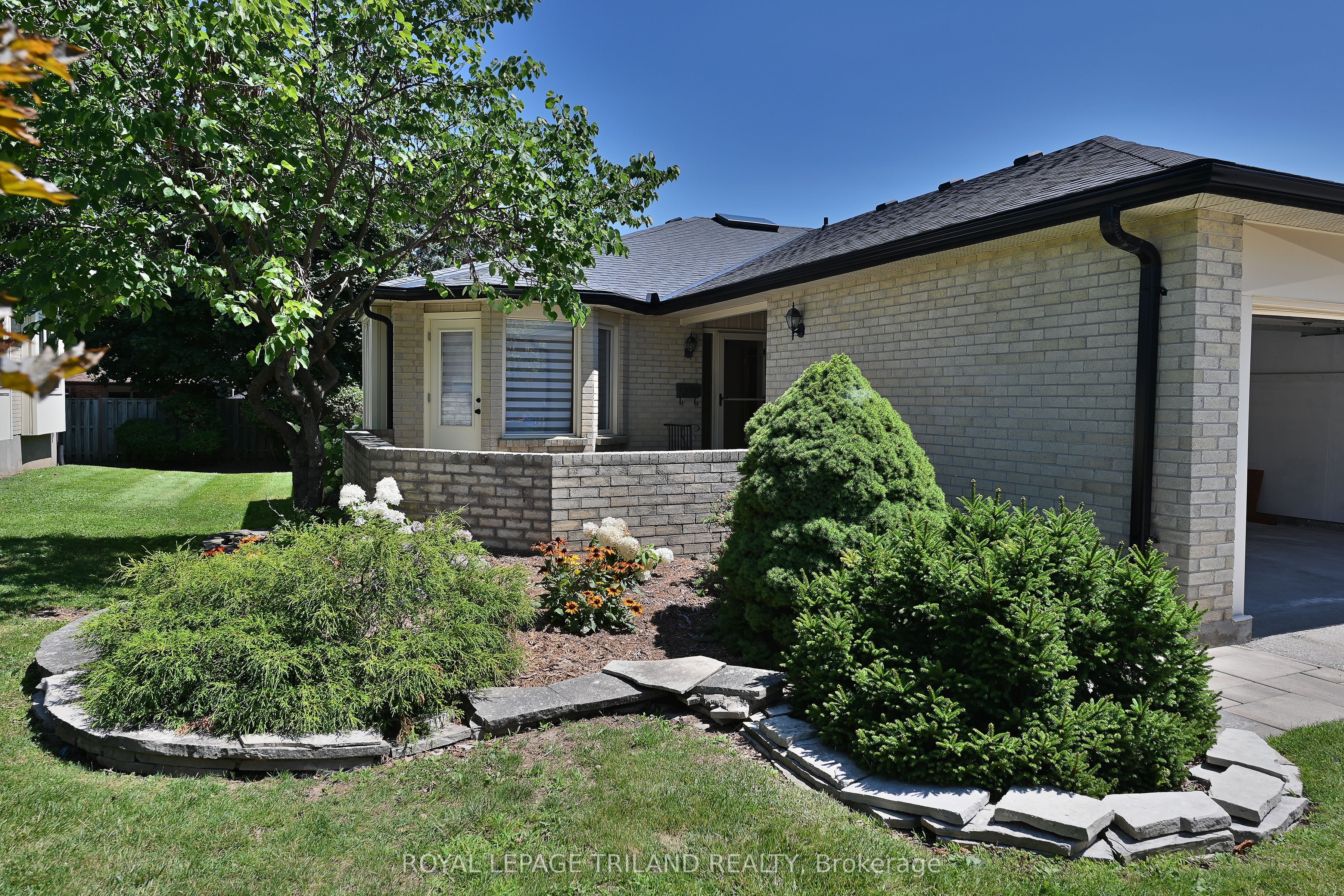 94 Pine Valley Gate 4, London South, ON N6J 4P7 photo 2
