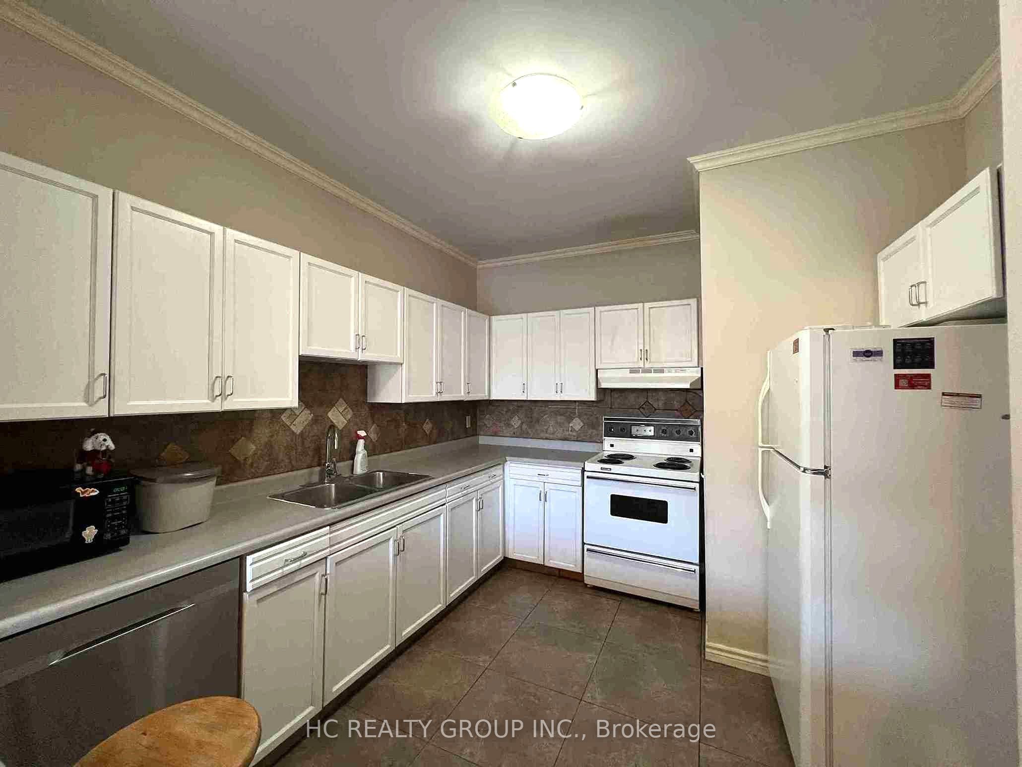 1570 Richmond Street 55, London North, ON N6G 4W2 photo 3
