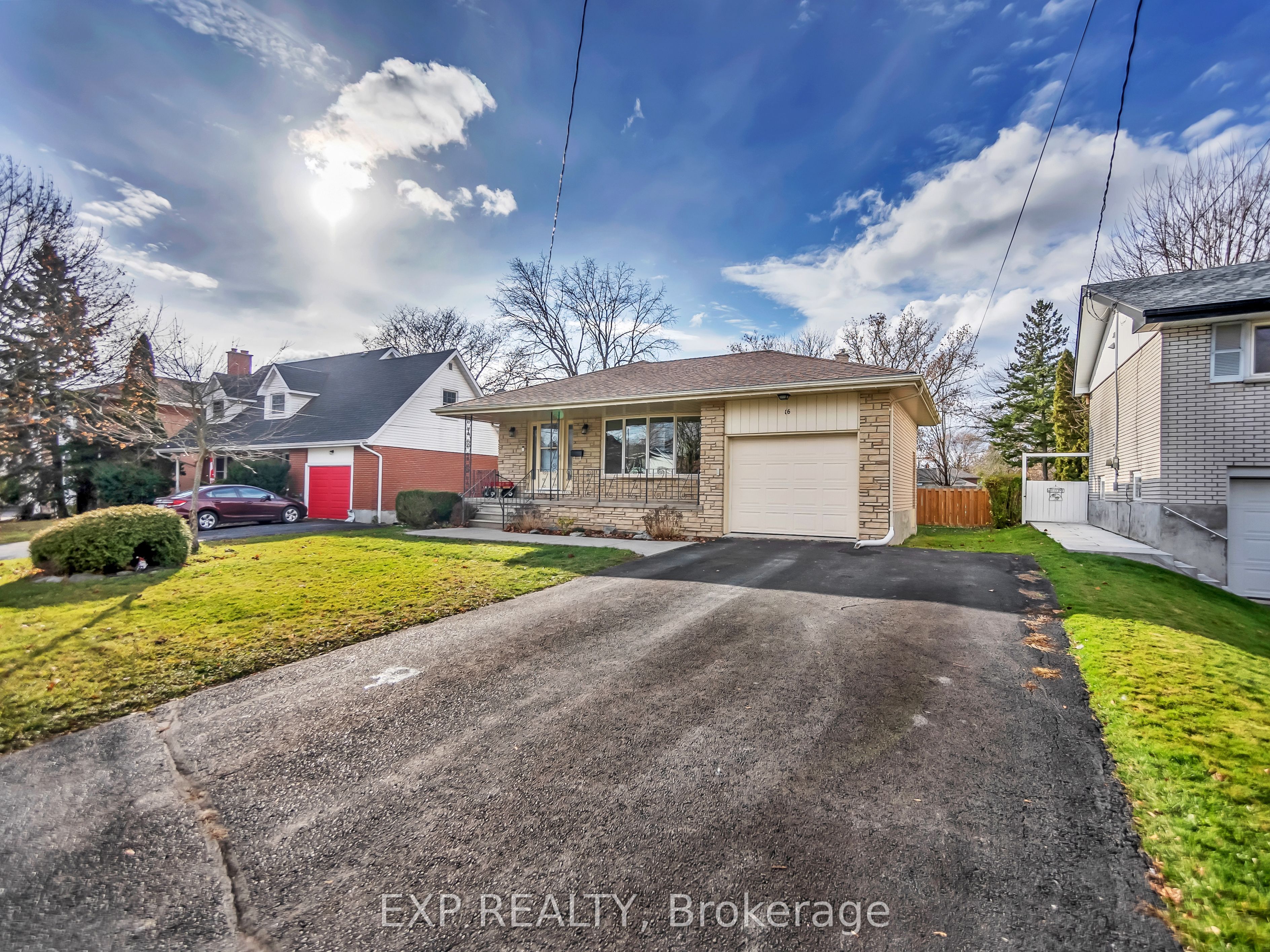 16 Applewood Drive, Belleville, ON K8P 4E2 photo 4