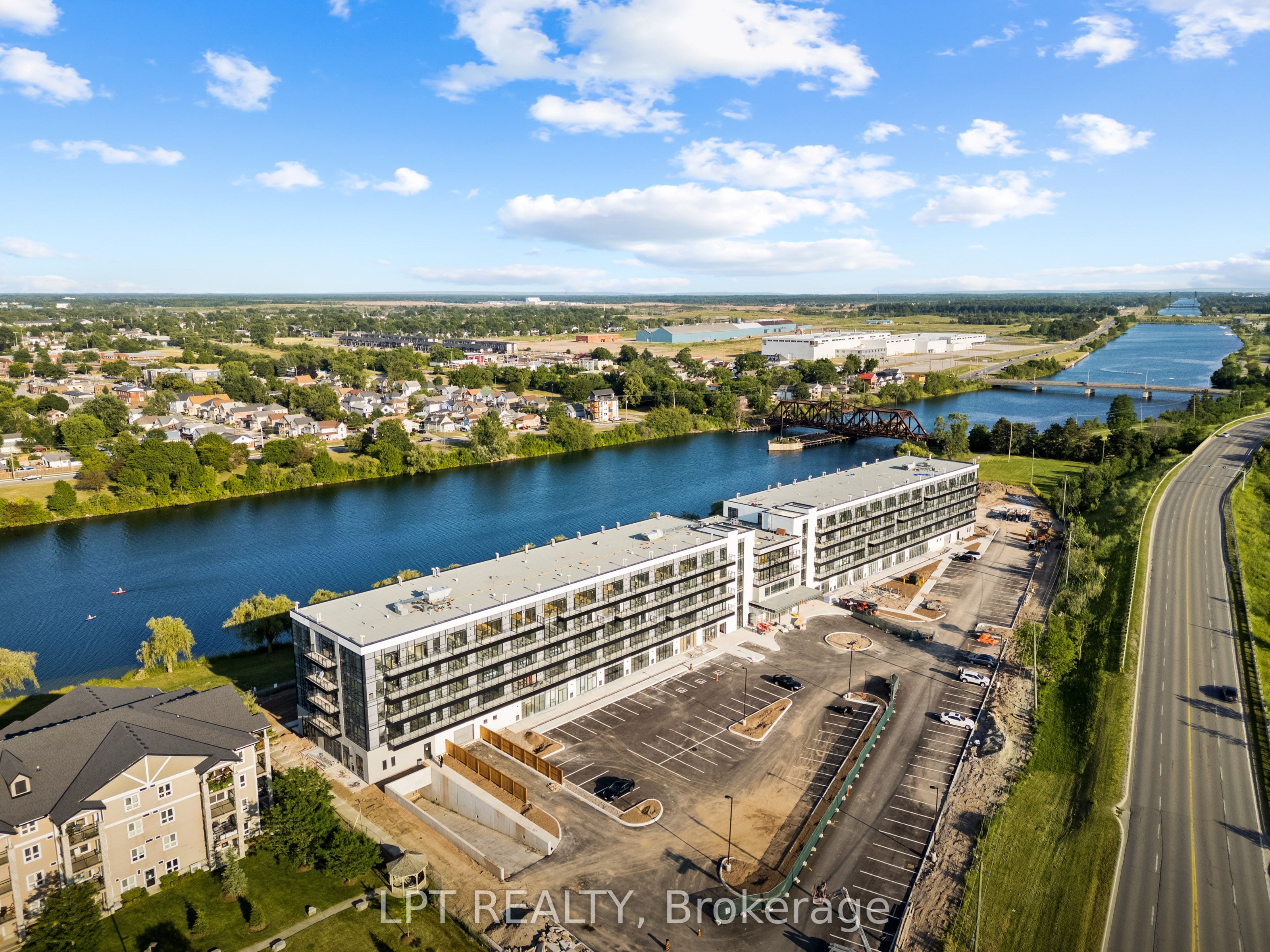 350 S Prince Charles Drive S 122, Welland, ON L3C 7B3