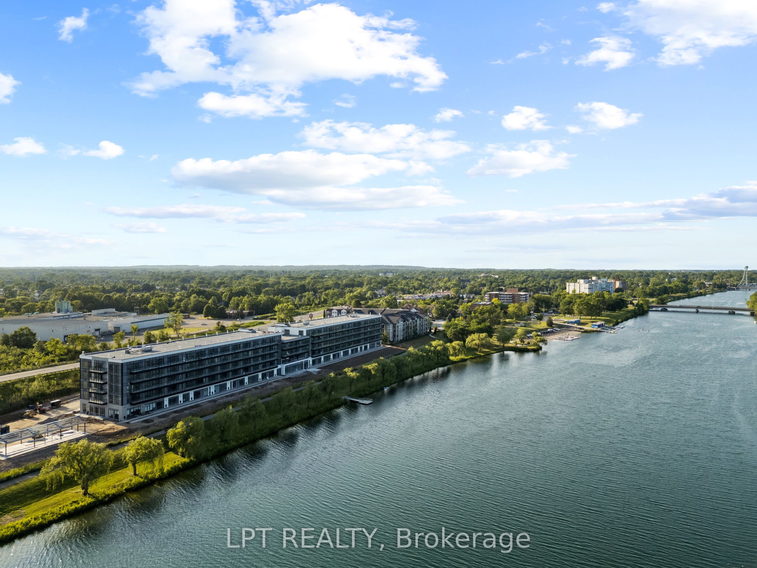 350 S Prince Charles Drive S 122, Welland, ON L3C 7B3 photo 5