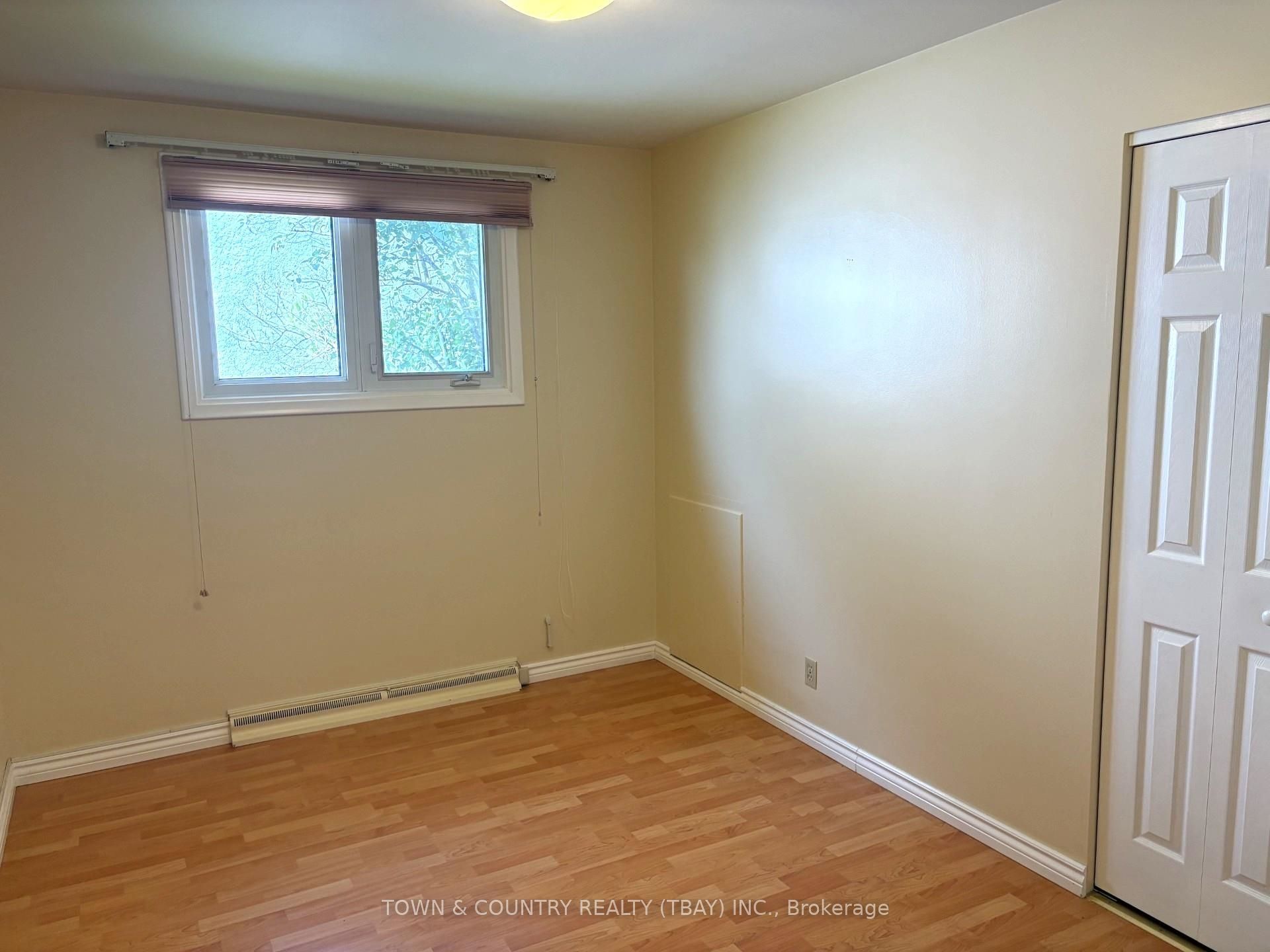 1213 Mary St W, Thunder Bay, ON P7E 4M8 photo 5