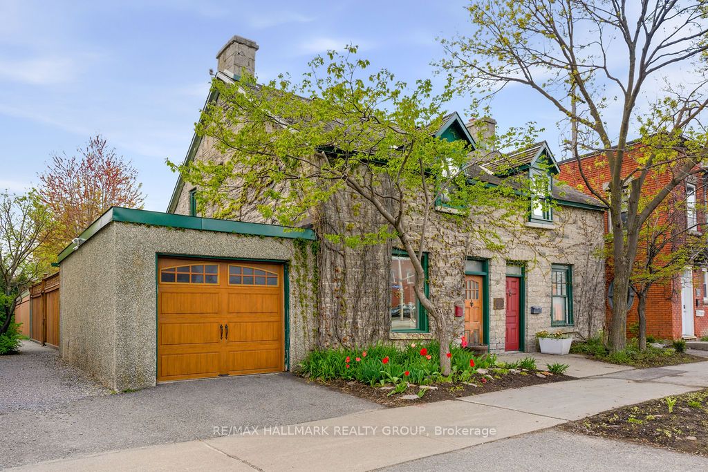 176 King Edward Avenue, Lower Town - Sandy Hill, ON K1N 7L5