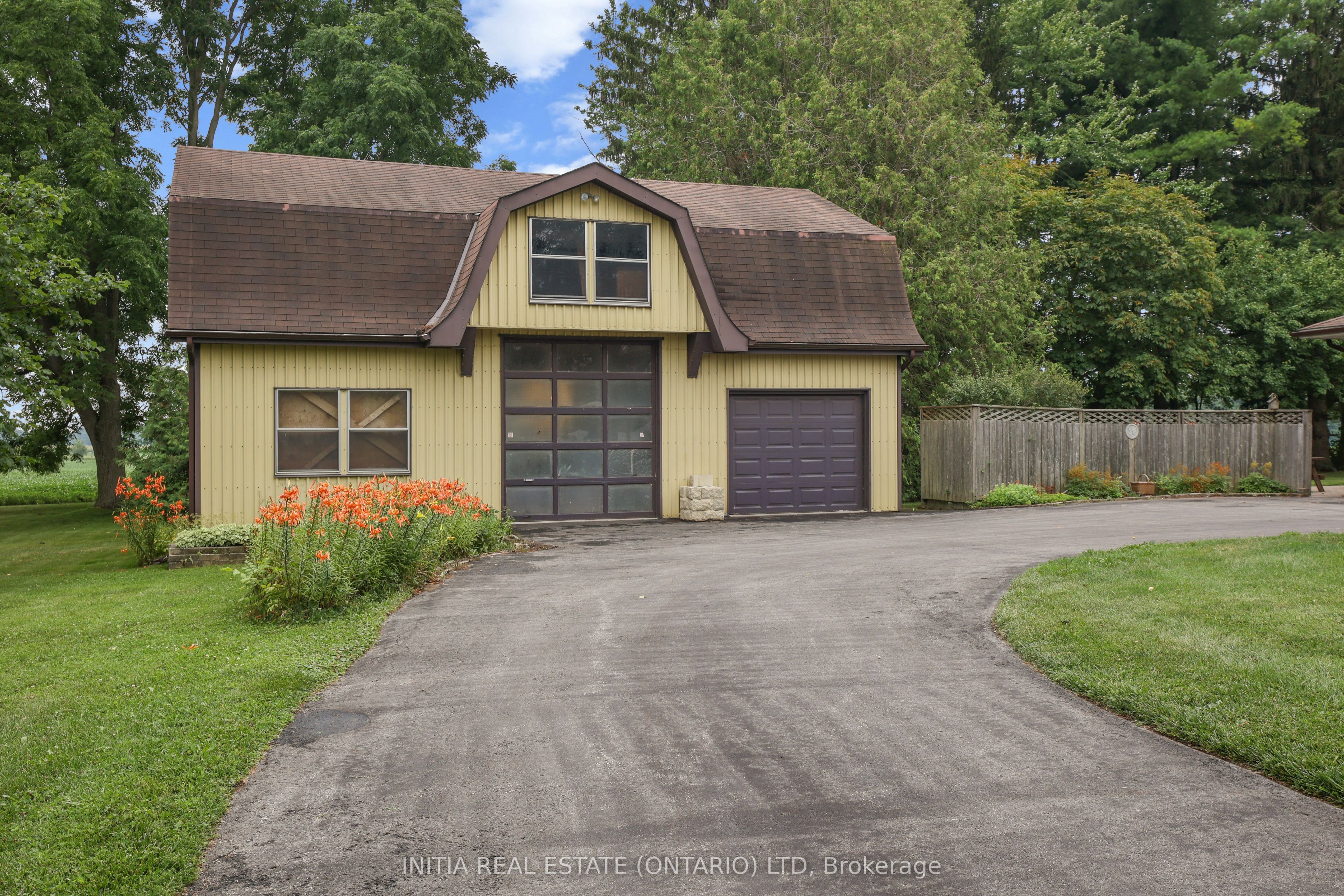 10395 Longwoods Road, Middlesex Centre, ON N0L 1E0 photo 5