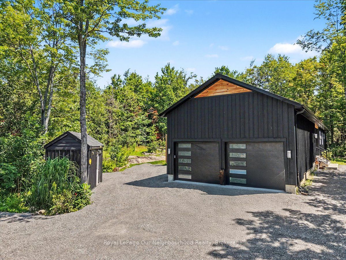 105 Edwina Drive, Trent Lakes, ON K0M 1A0 photo 2