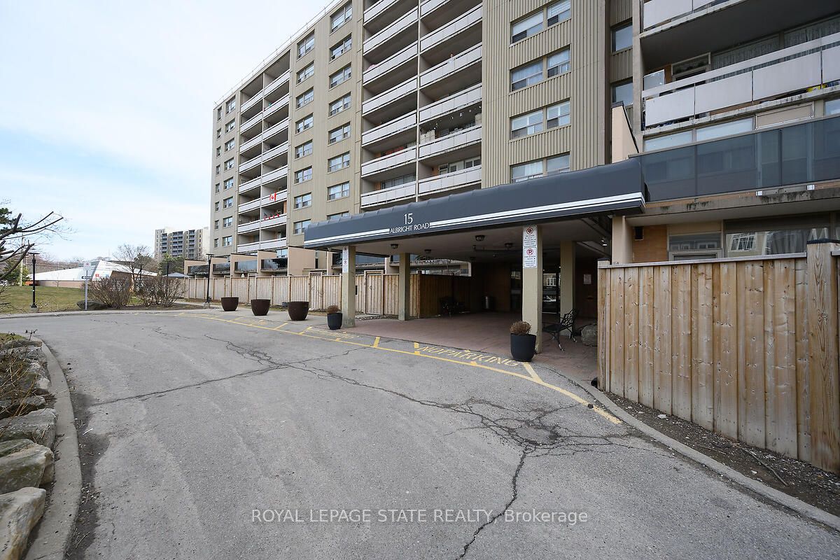 15 Albright Road 811, Hamilton, ON L8K 5J2 photo 3
