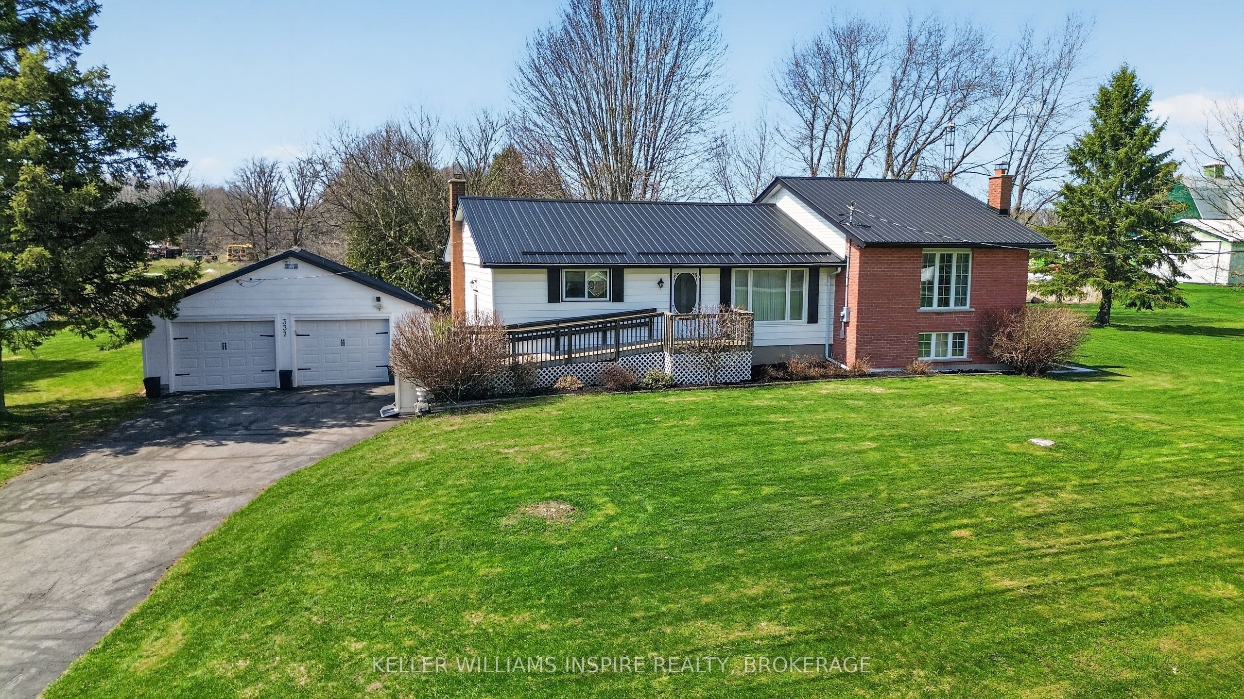 337 Simmons Road, Loyalist, ON K0H 2H0 photo 3