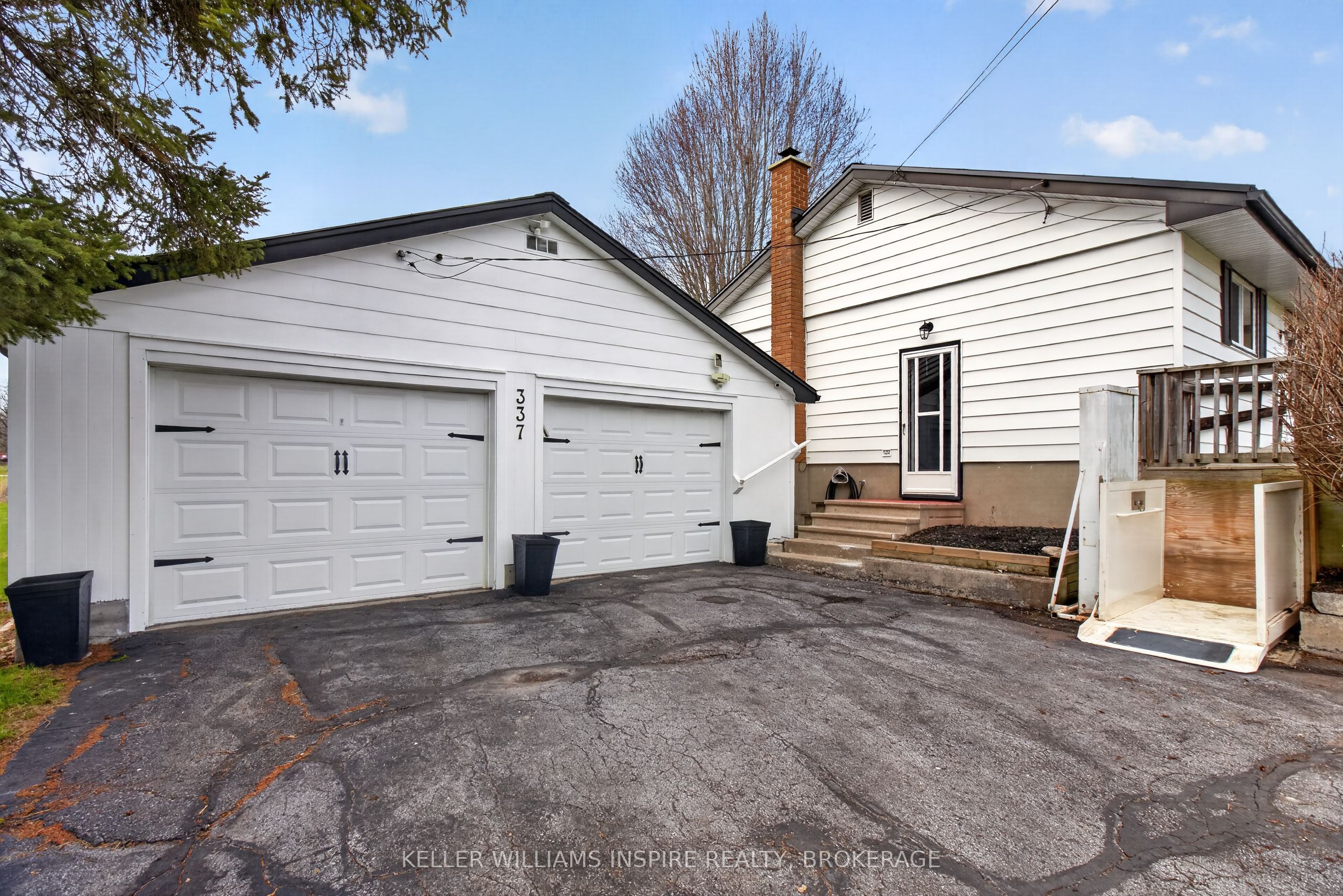 337 Simmons Road, Loyalist, ON K0H 2H0 photo 5