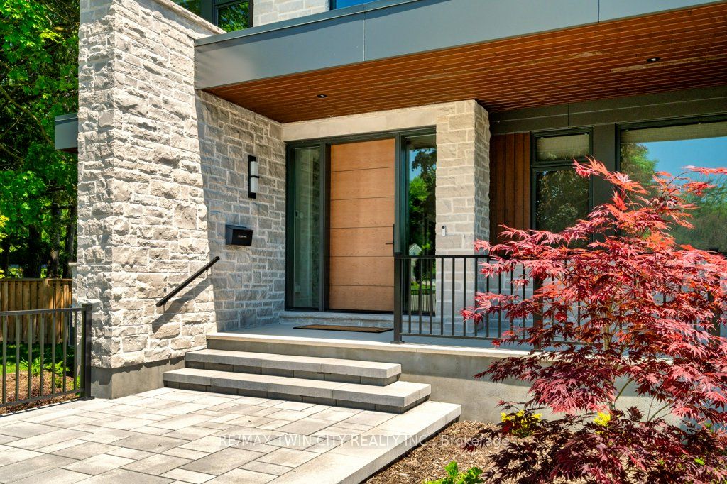 26 Golfview Place, Kitchener, ON N2M 2Y2 photo 2