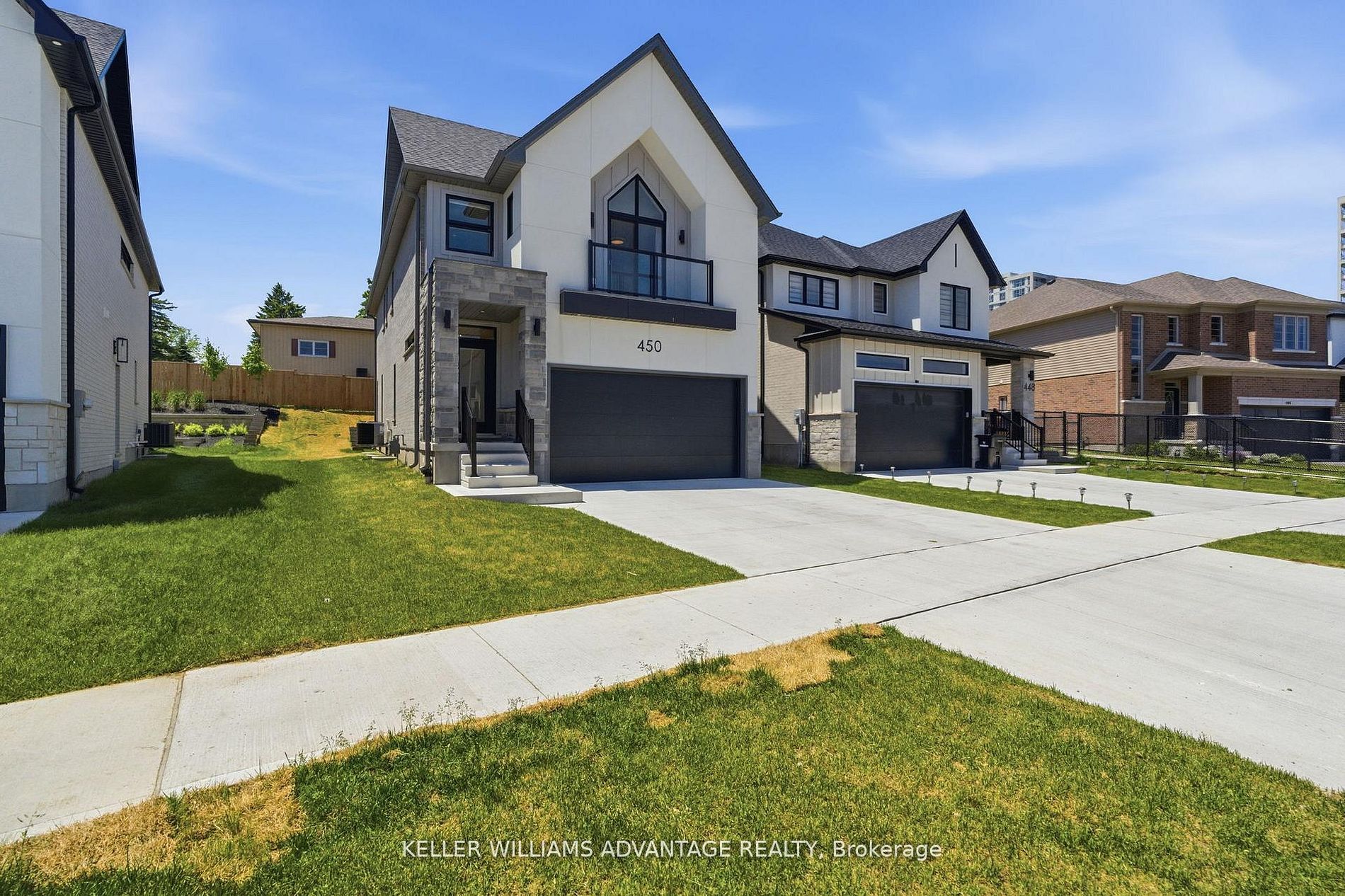 450 Westhaven Street, Waterloo, ON N2T 2R2 photo 2