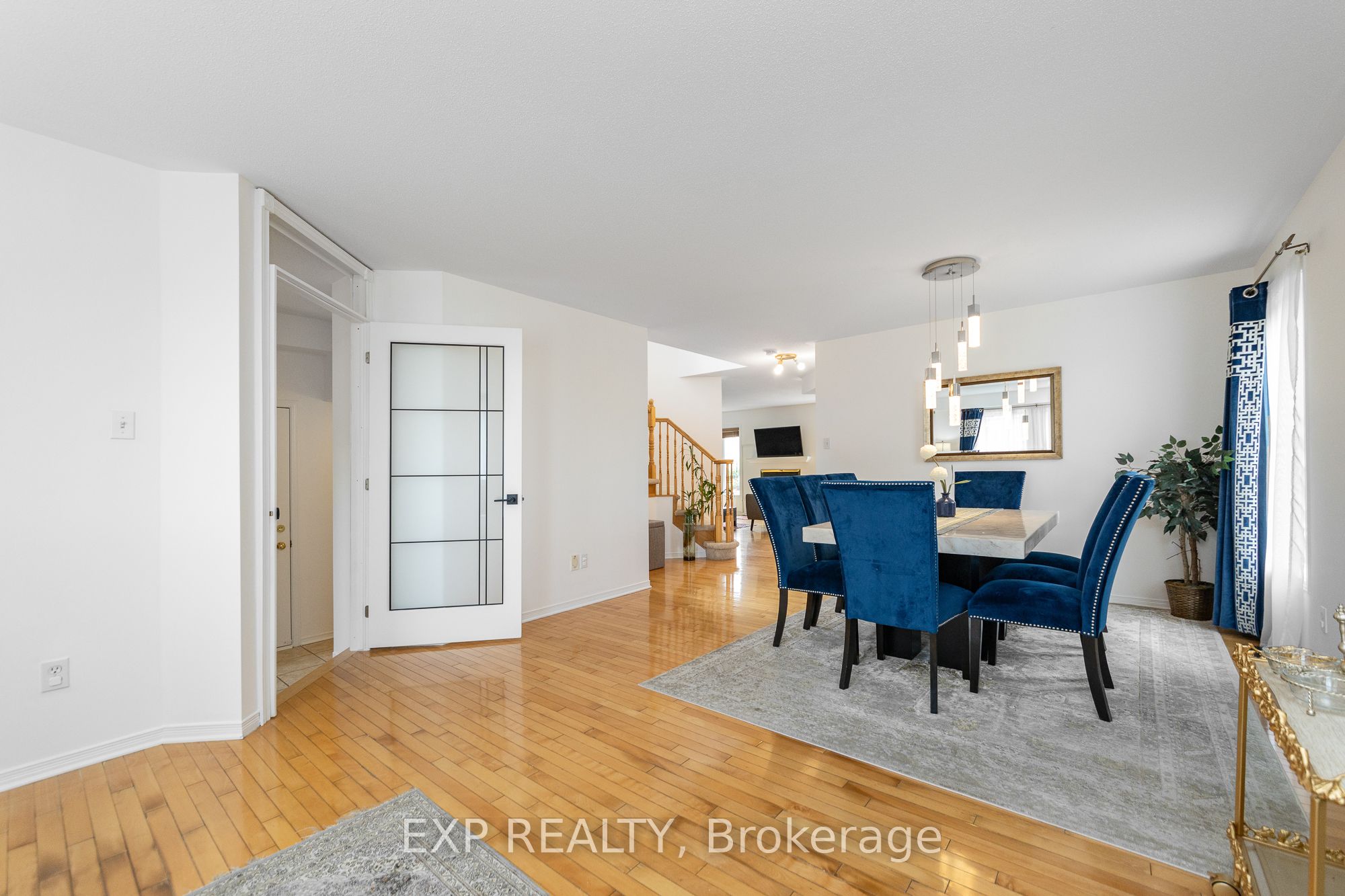 221 Northwind Street, Orleans - Cumberland and Area, ON K4A 5G3 photo 5