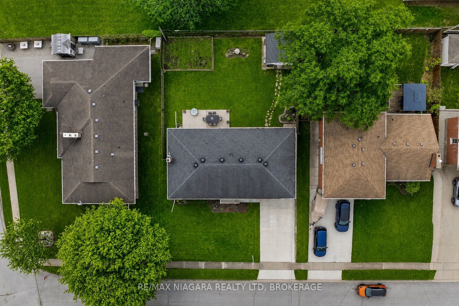 5938 Stevens Street, Niagara Falls, ON L2E 3A3 photo 3